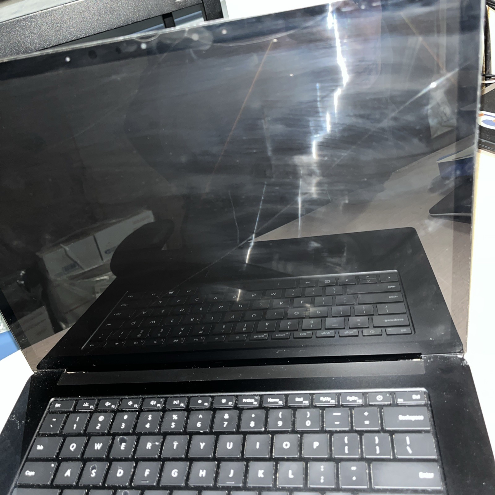 MICROSOFT SURFACE LAPTOP 4 1979 16GB RAM 256SSD