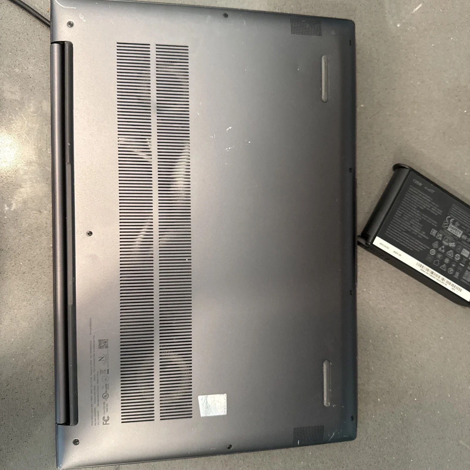 Lenovo Slim 7 16IAH7 16in i7-12700H 32GB 1TB SSD Win 11 Pro Gray