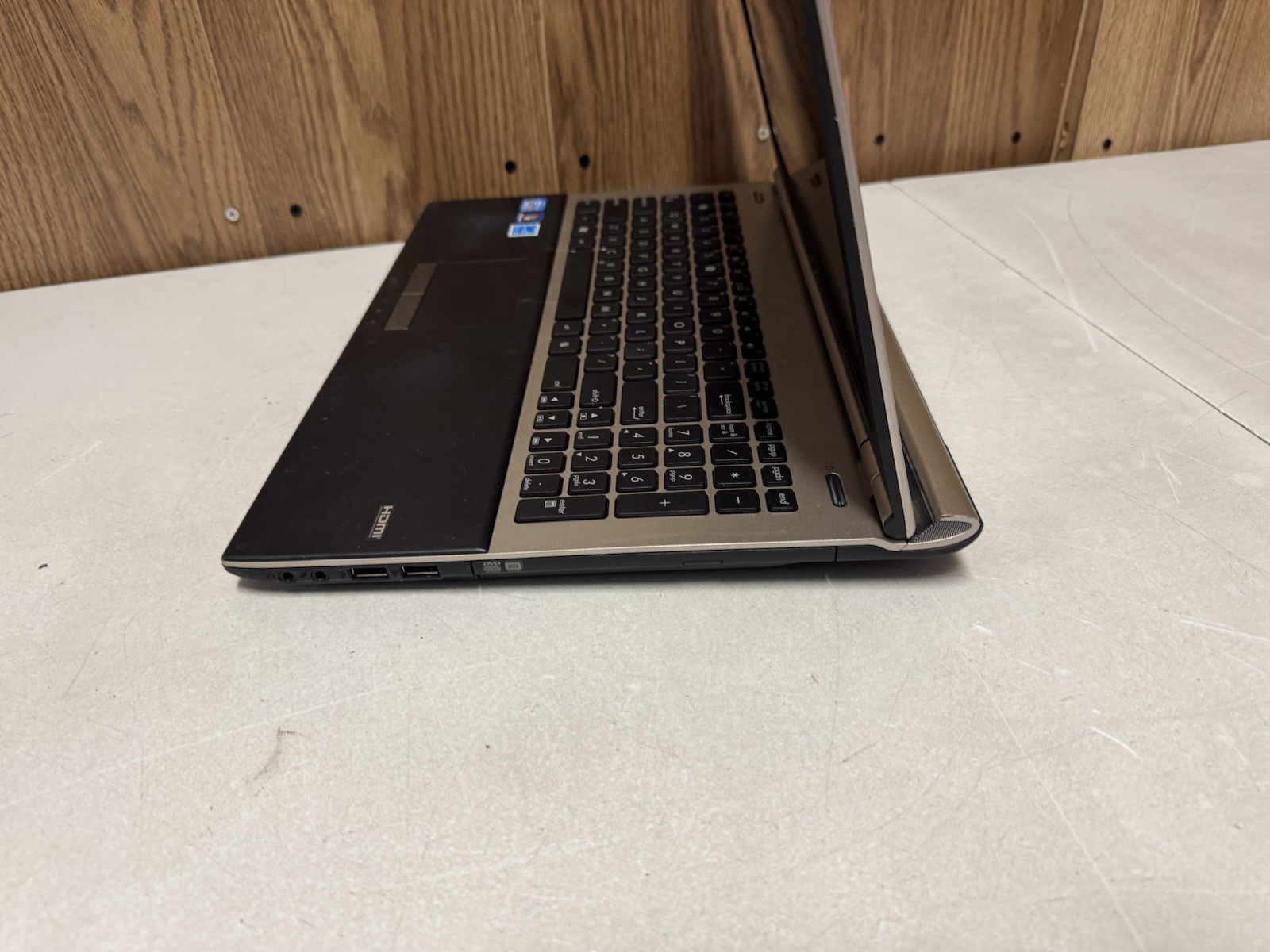 ASUS U56E Laptop i5-2450M 6GB RAM No HDD No Charger For Parts Repair