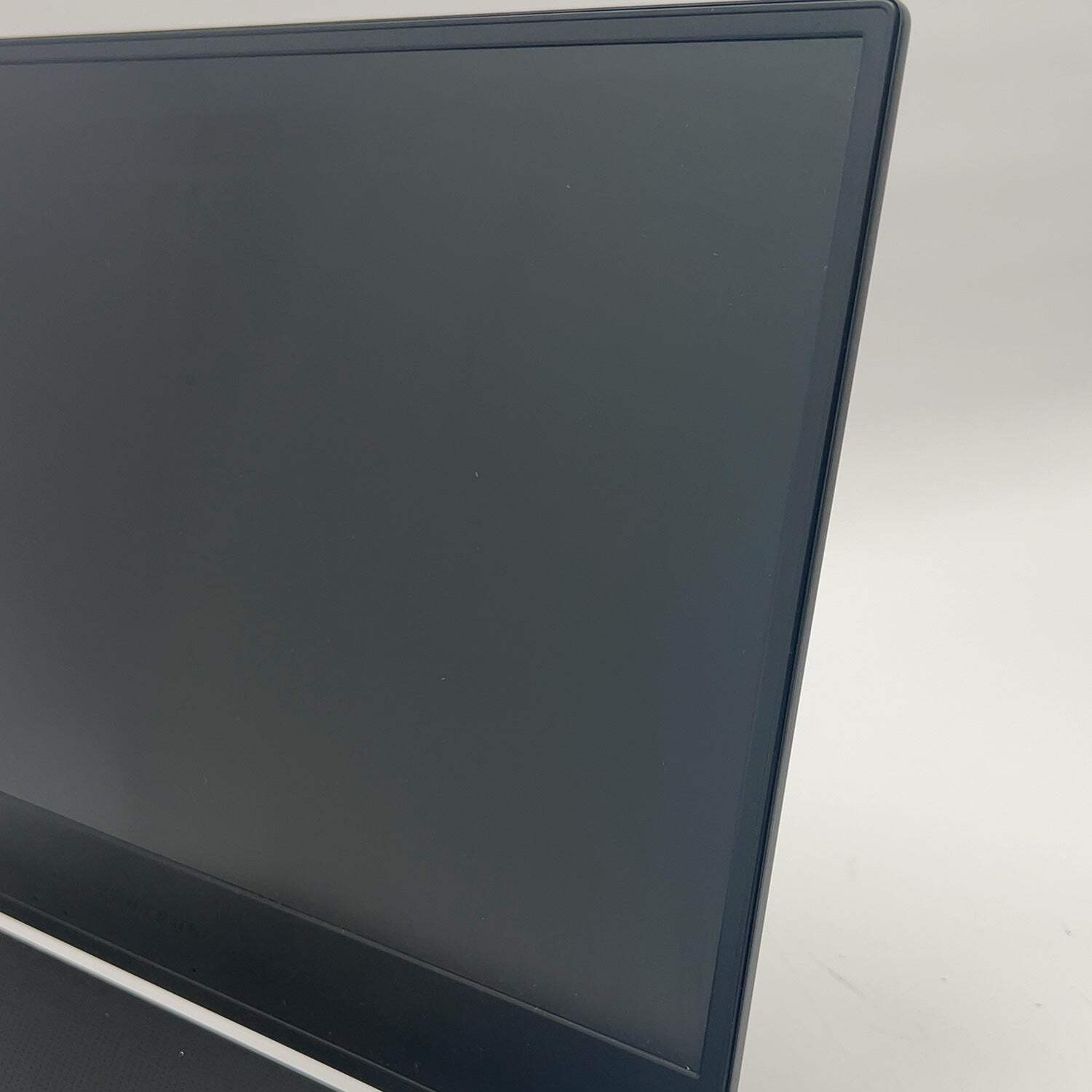 Asus ROG Zephyrus M GU502 15.6″ i7-9750H 2.6GHz 16GB 1TB GeForce RTX 2060 *Read*
