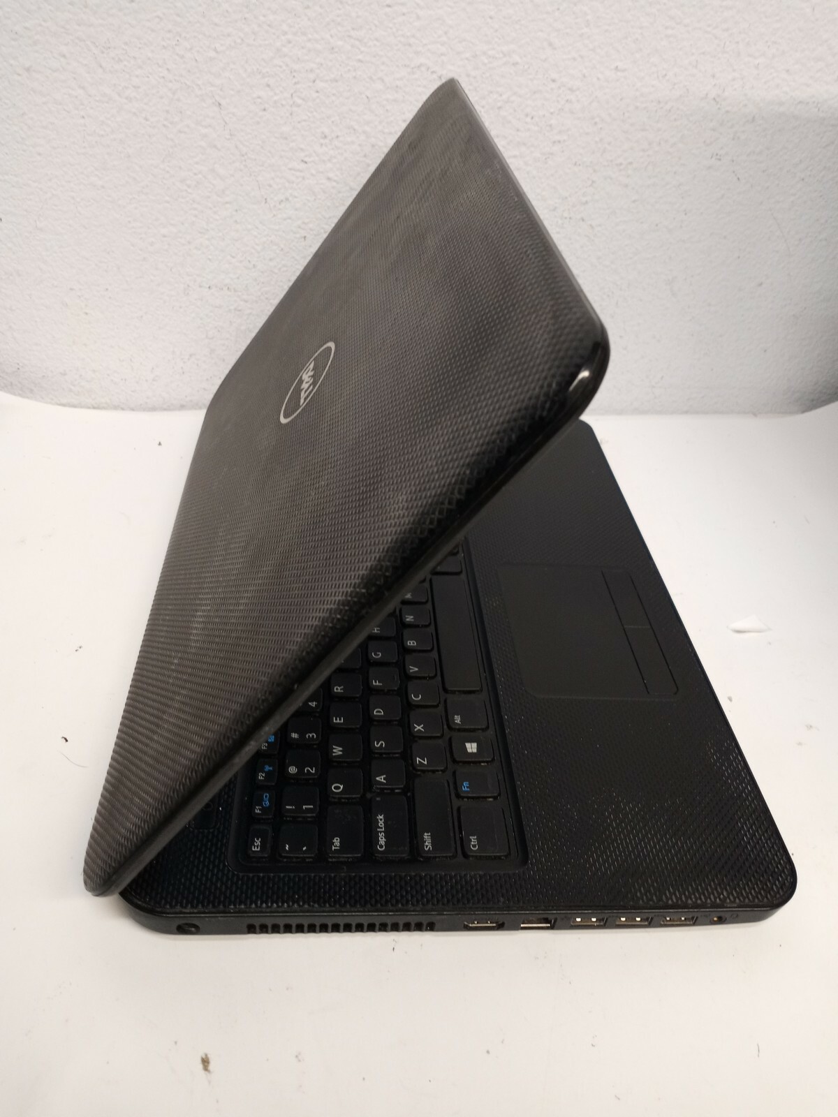 Dell Inspiron 3721 Intel Core i5-3337U 1.80GHz 6GB RAM 750GB HDD BT DVD Win10