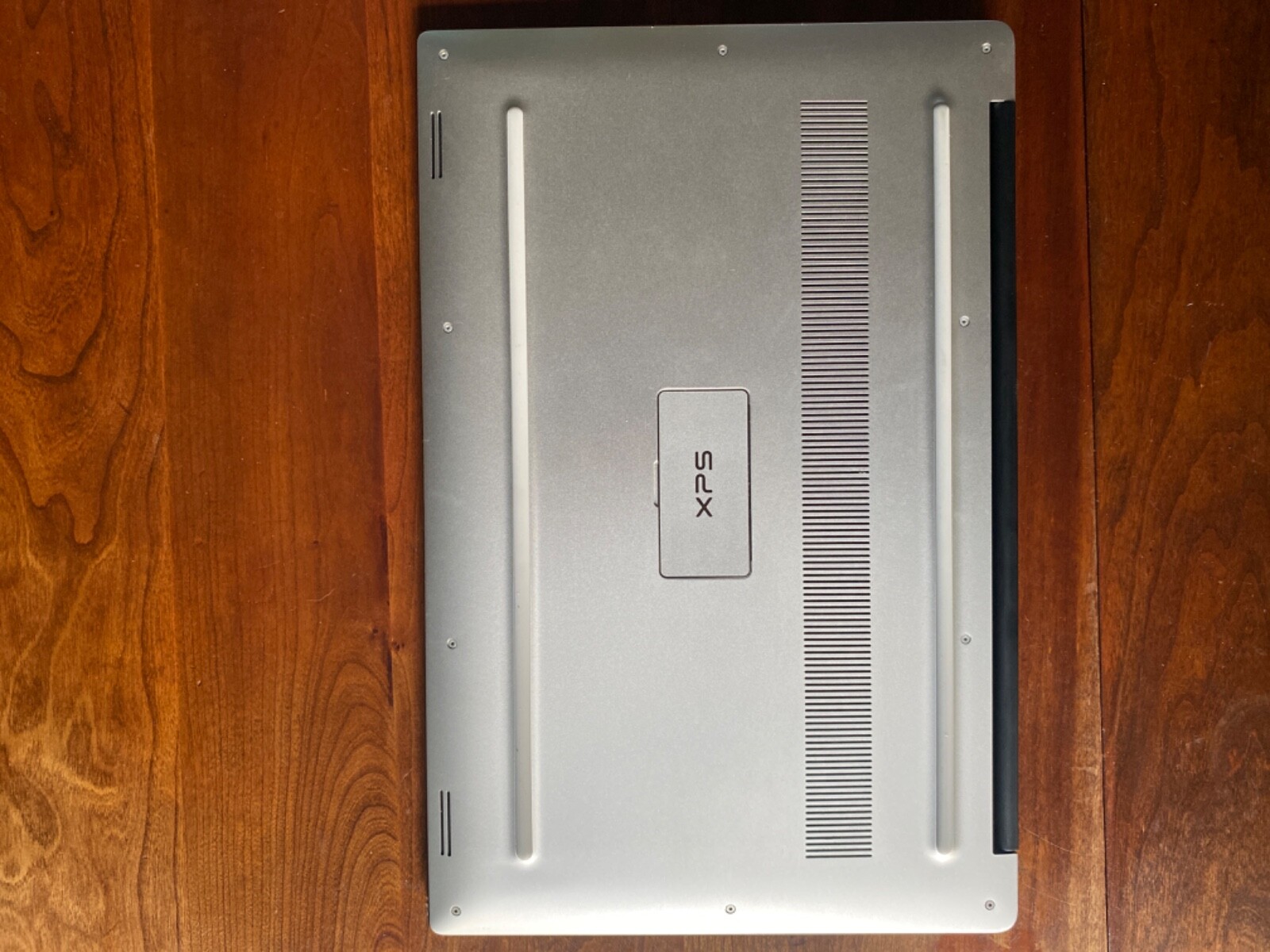 Dell XPS 15 7590 Intel Core i5-9300H 8GB RAM, 256GB SSD, WIN 10 HOME