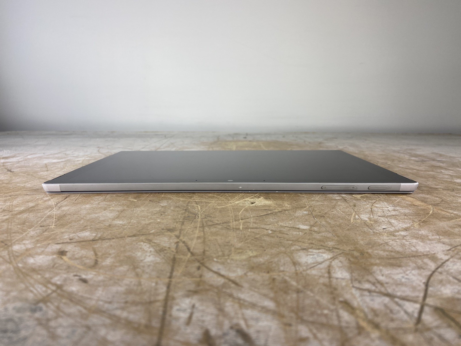 MICROSOFT SURFACE PRO 7+ (1960) i7-1165G7 @ 2.80GHz, 16GB RAM, NO HDD/OS