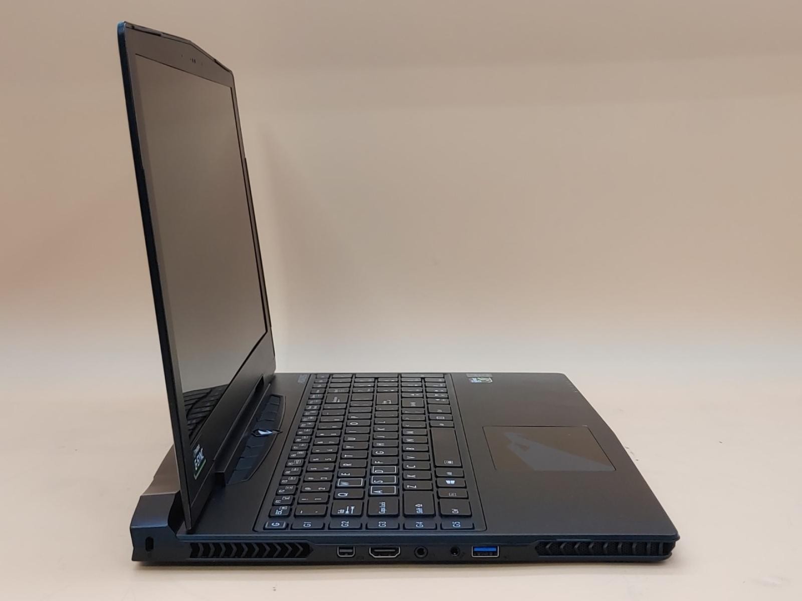 Aorus X5 15.6″ i7-5700HQ 32GB [x2 256GB+250GB SSD] Win11 Dual GTX 965M **READ**
