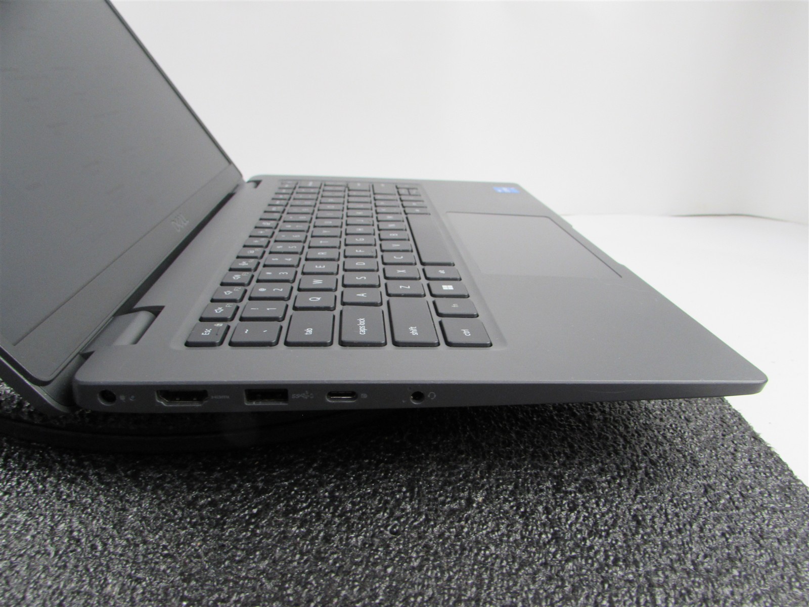 DELL LATITUDE 3440 1366X768 14″ CORE I5-1335U 256GB SSD 16GB RAM NO O.S