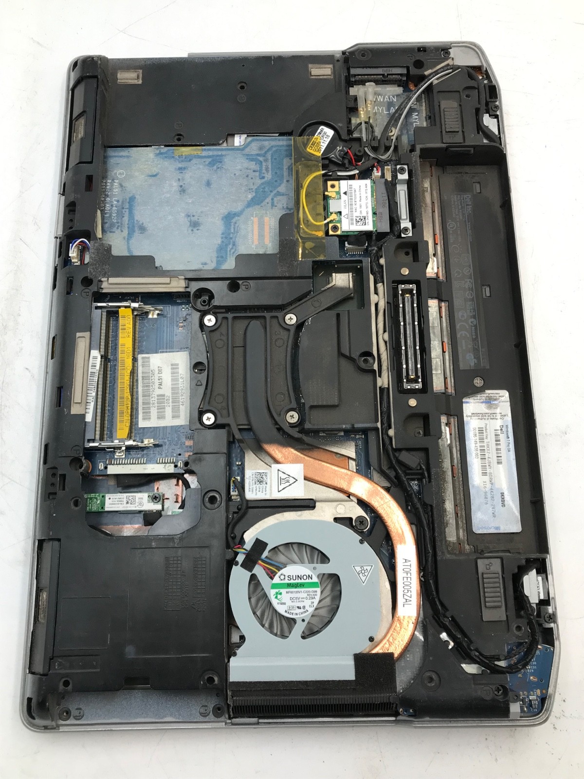Dell Latitude E6420 14″ Laptop Intel Core i7-2620M 2.7 GHz NO RAM NO HDD