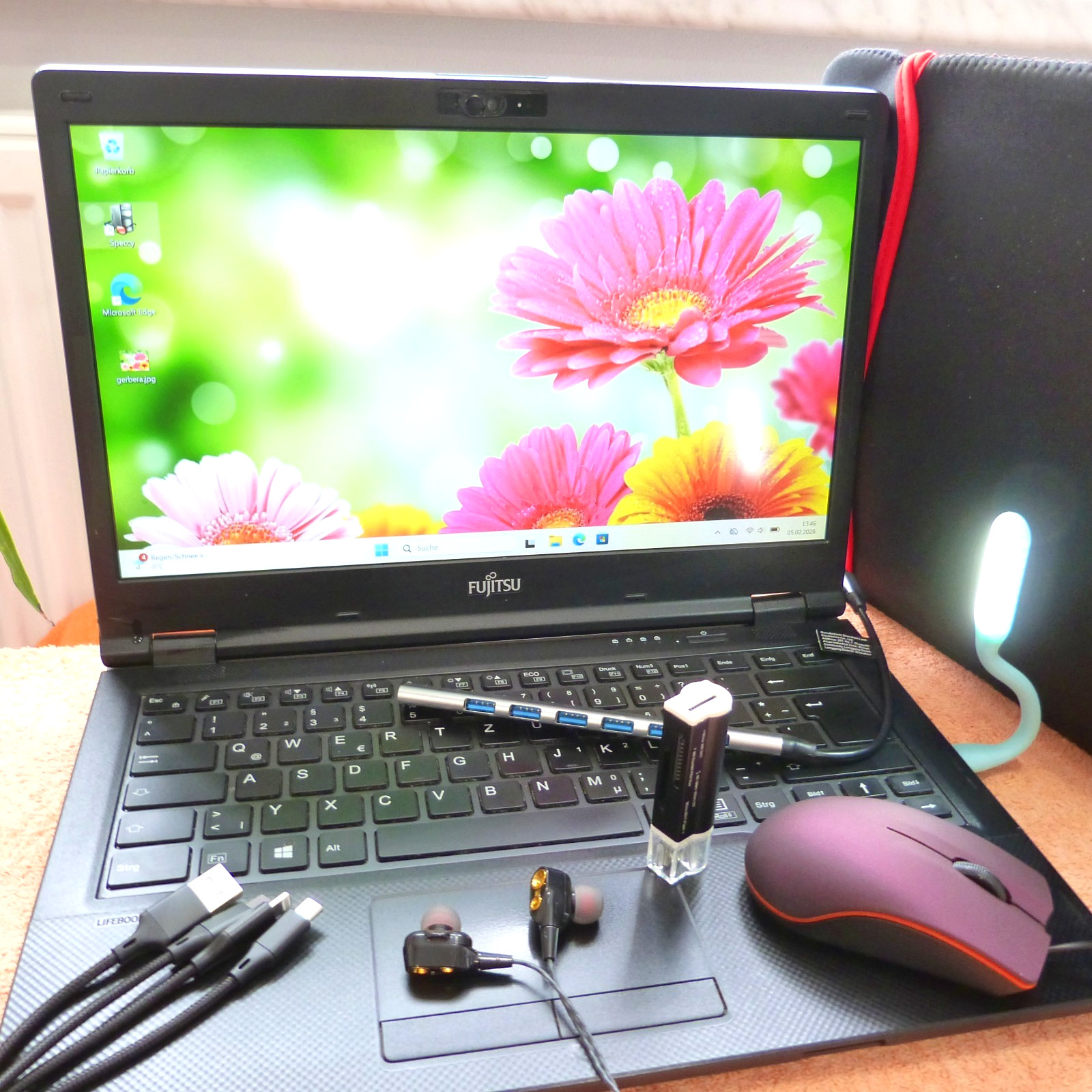Fujitsu E549 14″ FULLHD l 16GB RAM NEW l SSD Windows 11 l HDMI USBC 8Gen i5