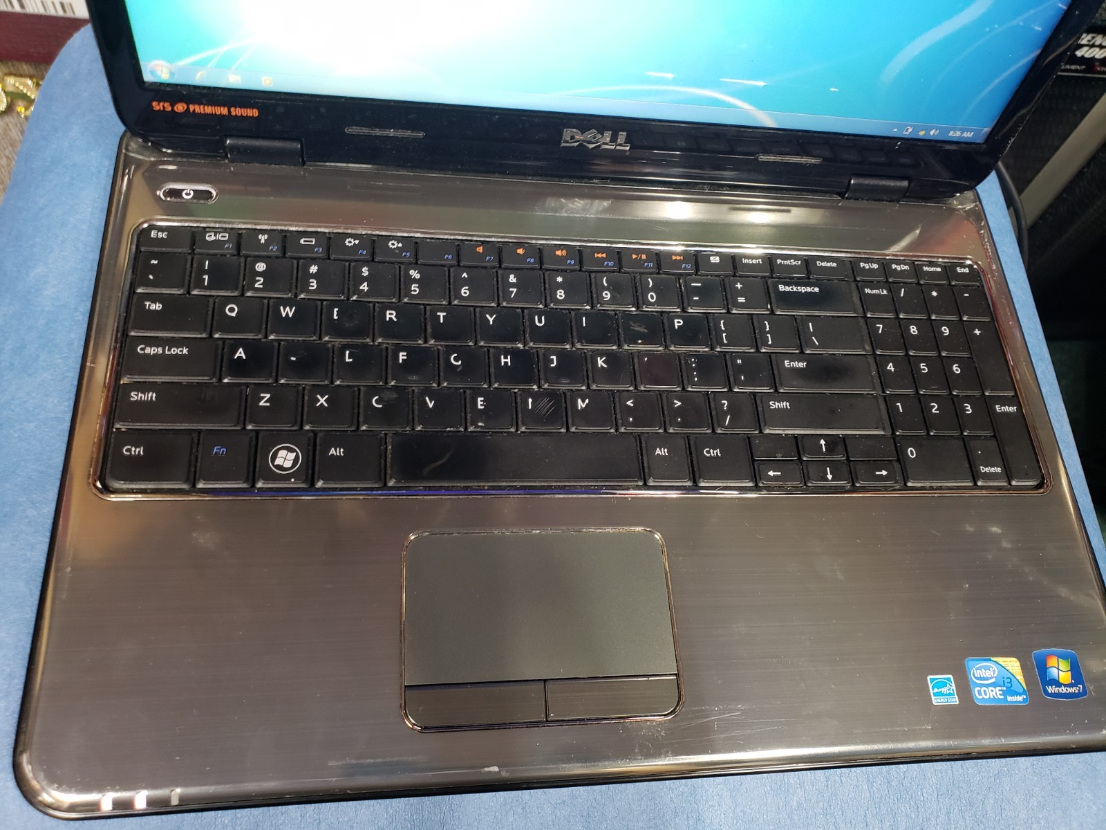 Dell Inspiron N5010 Core i3 M370 bad battery boots 4GB ram 500GB HDD parts