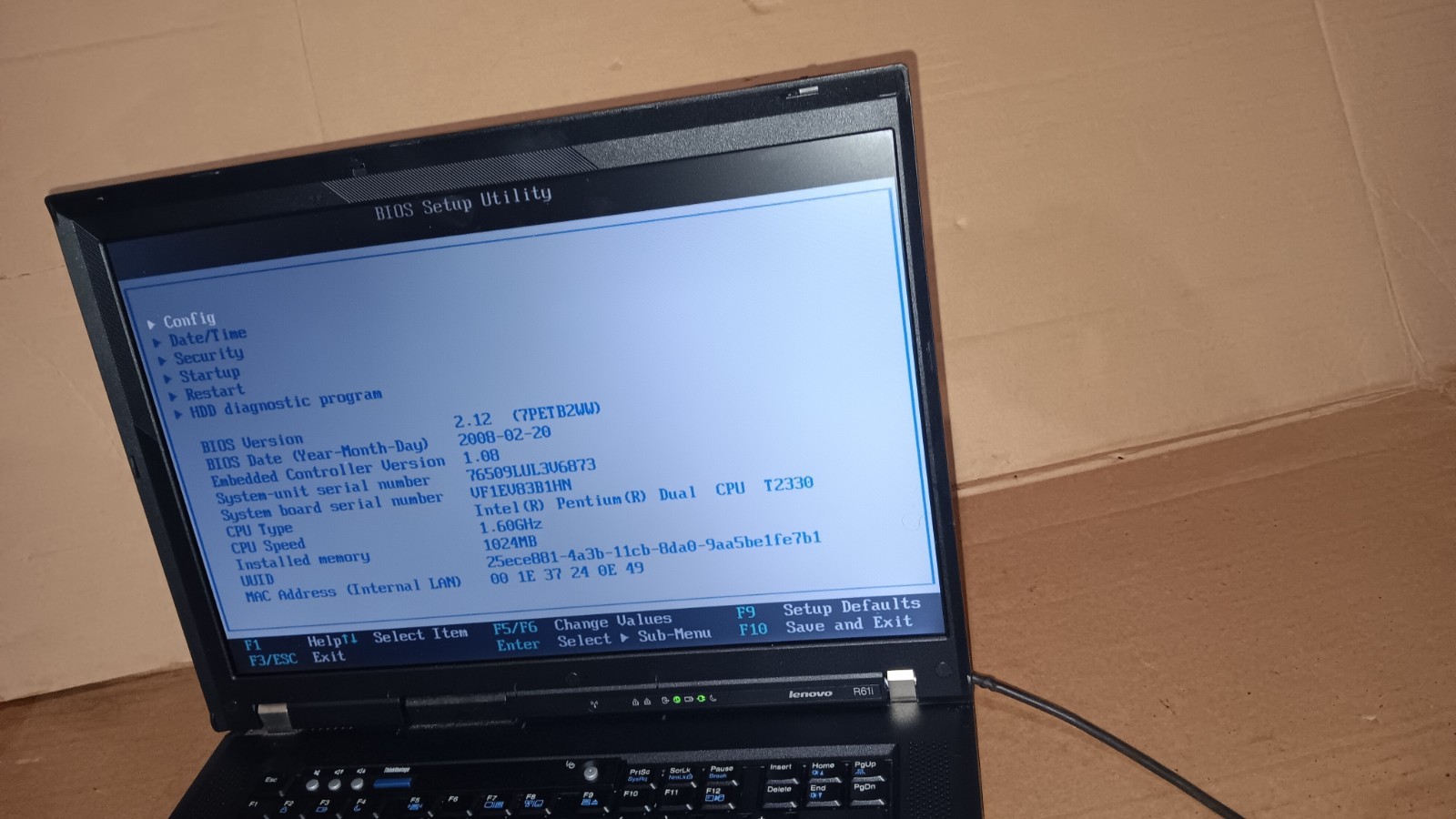 IBM Lenovo ThinkPad R61i Laptop Intel Dual core @ 1.60 GHz 15.4″ LCD Screen DVD