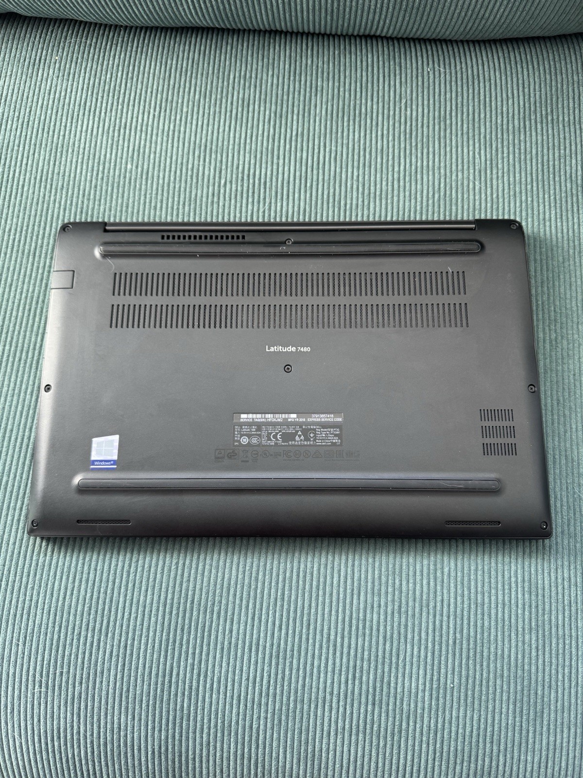 Dell Latitude 7480 14″ (256GB SSD, Intel Core i5-6300U, 2.40GHz, 8GB RAM Win10)