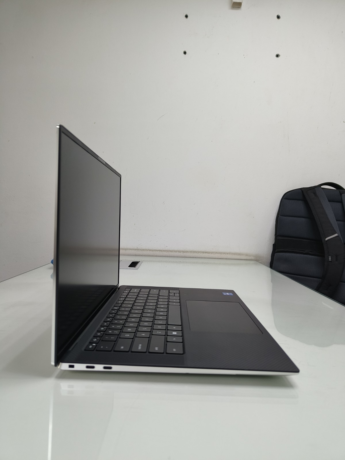 Dell XPS 15 9520 i7-12700H 32GB RAM 512GB SSD 15.6″ FHD+ Win11 Very Good