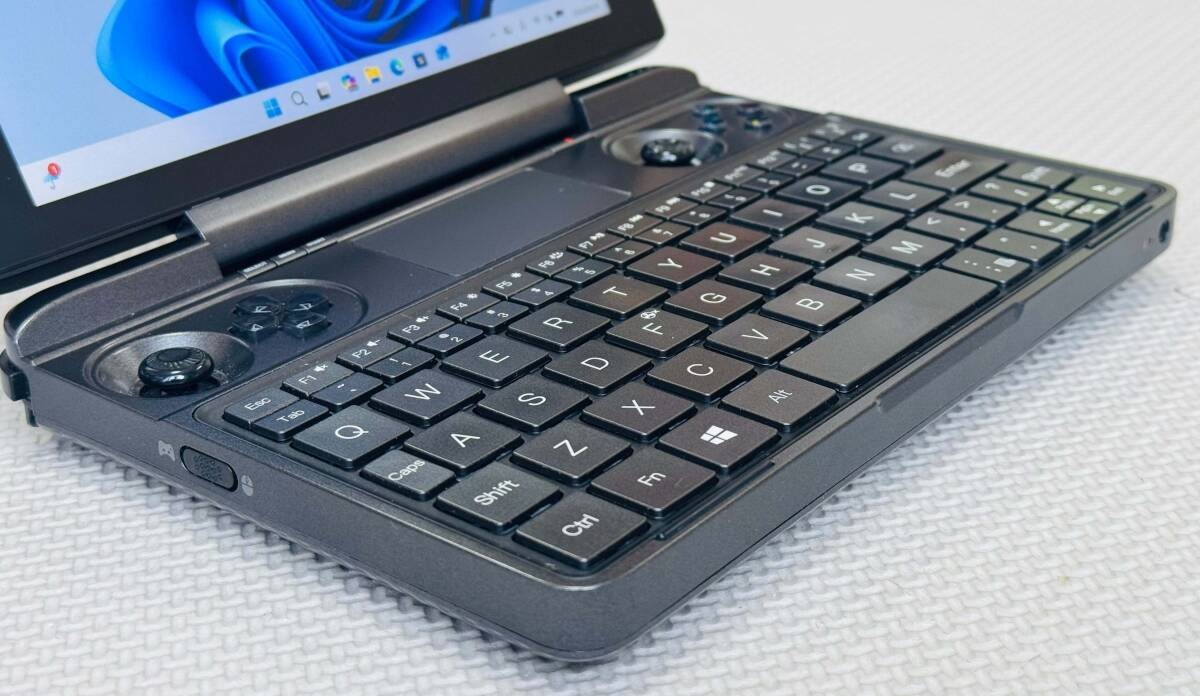 GPD Win Max 2021 Portable Gaming PC Intel Core i7-1195G7, 16GB RAM, 512GB