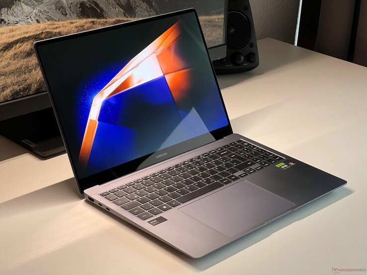 Samsung Galaxy Book4 Ultra Intel Core Ultra 9 185H 40.64 cm (16″) Notebook