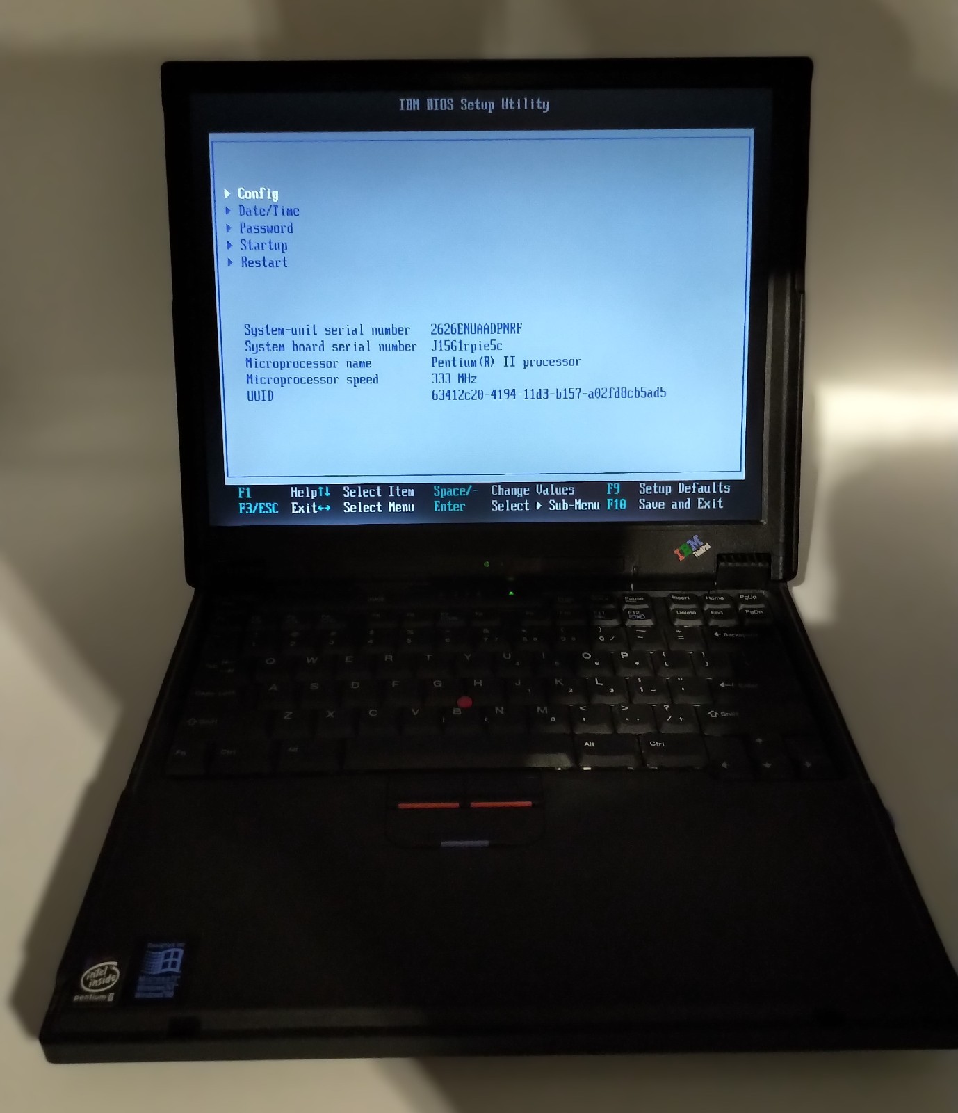 RARE VINTAGE IBM ThinkPad 390E Pentium II 333 MHz 256 RAM -Battery Holds- NO HDD