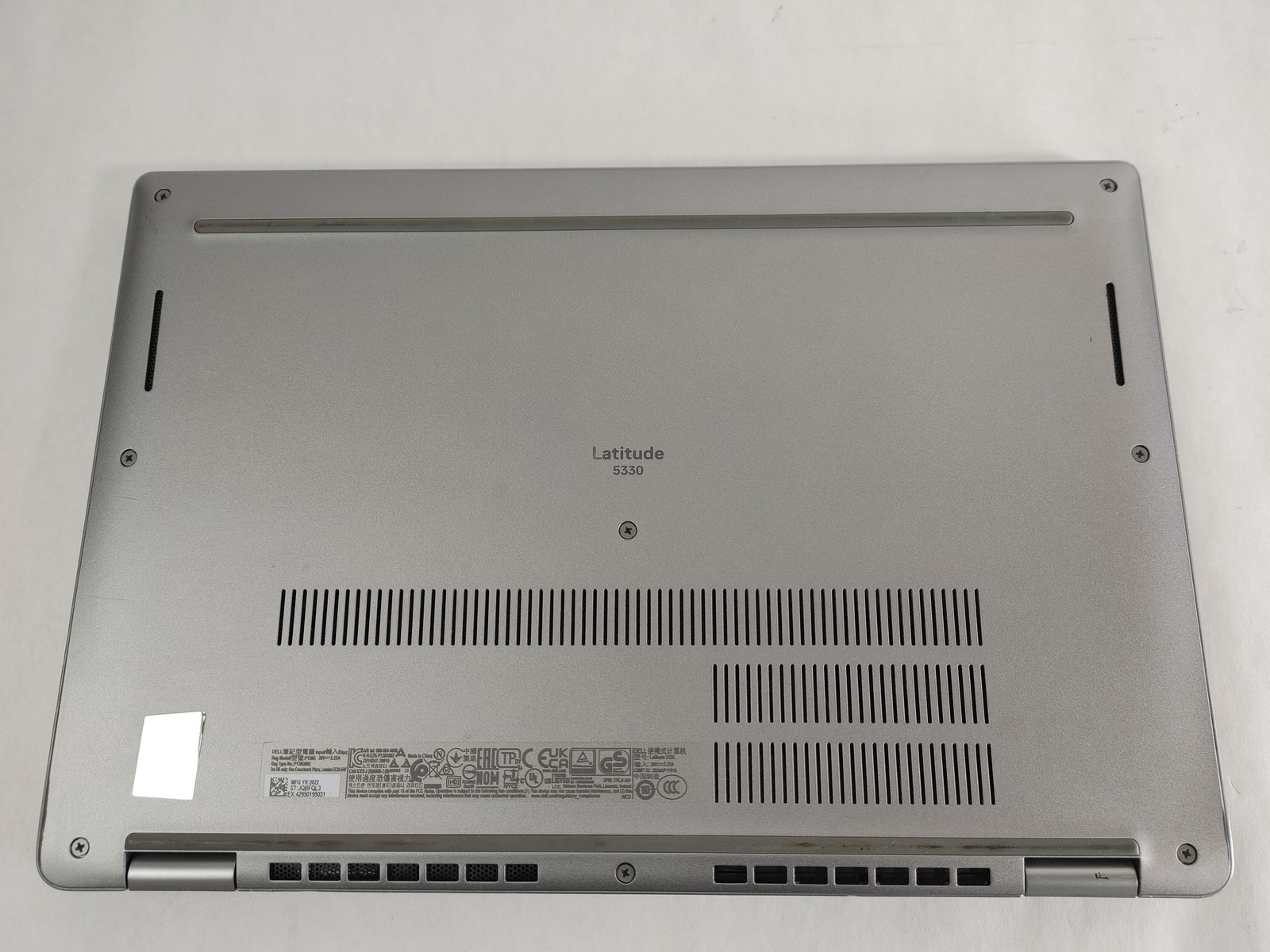Dell Latitude 5330 Core i7-1265U 1.80 GHz 16 GB DDR4 256 GB NVMe Windows 11 Pro