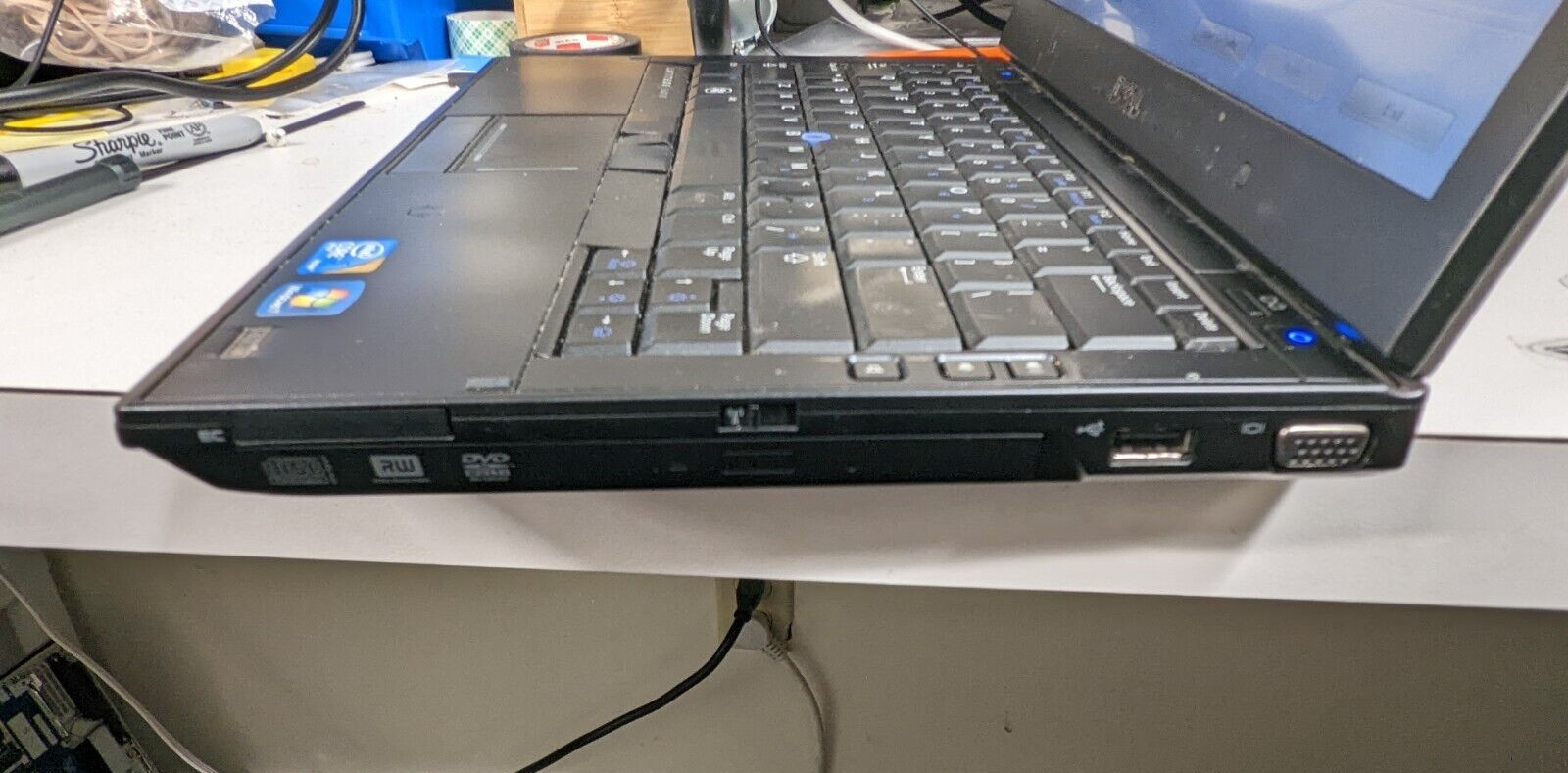 Dell Latitude E4310 13.3″ i5 M540 2.53GHz 4GB DDR3 No HDD for Parts/Repair