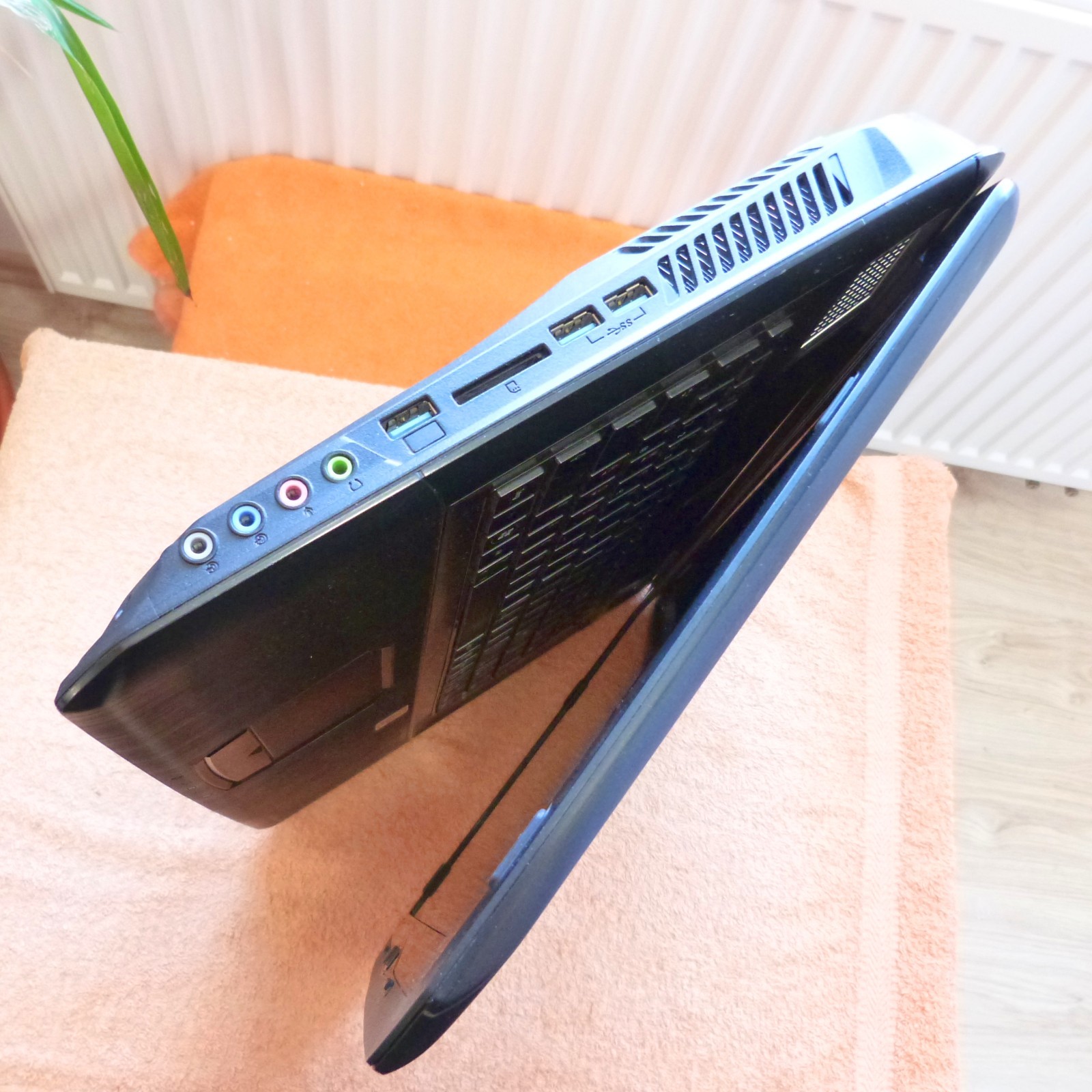 Medion ERAZER X7820 17″ FULLHD l GeForce GTX i7 Windows 11 2x SSD HDD 1500GB