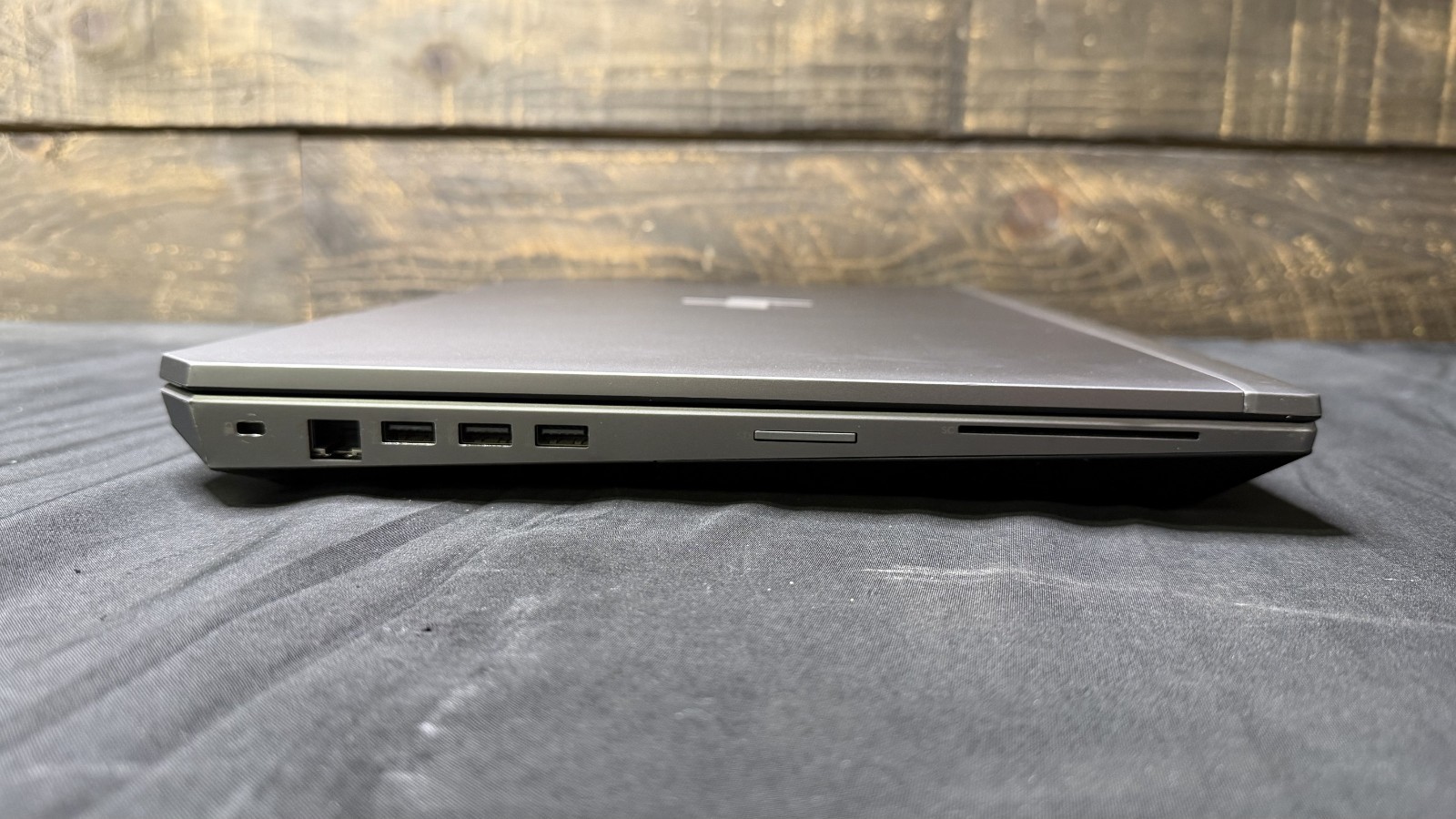 HP ZBook 17 G6 i7-9850H 2.6GHz 2 x 256GB SSD, 32GB RAM W10 NVIDIA RTX 4000