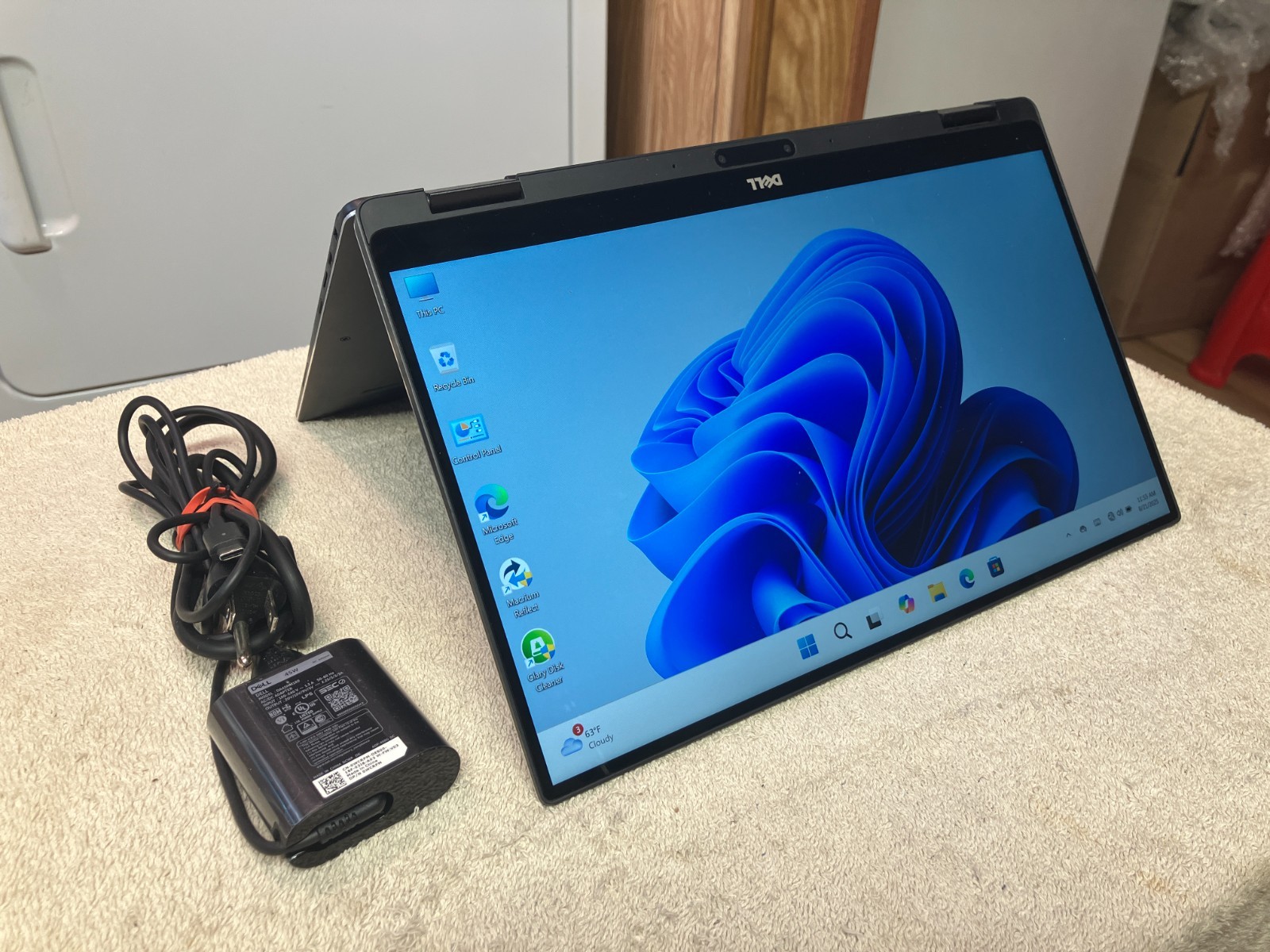 Dell XPS 13 9365 2 in 1 Touch i5-7Y57, 8 GB-256 GB NVMe Windows 11 Pro # 384N5Q2