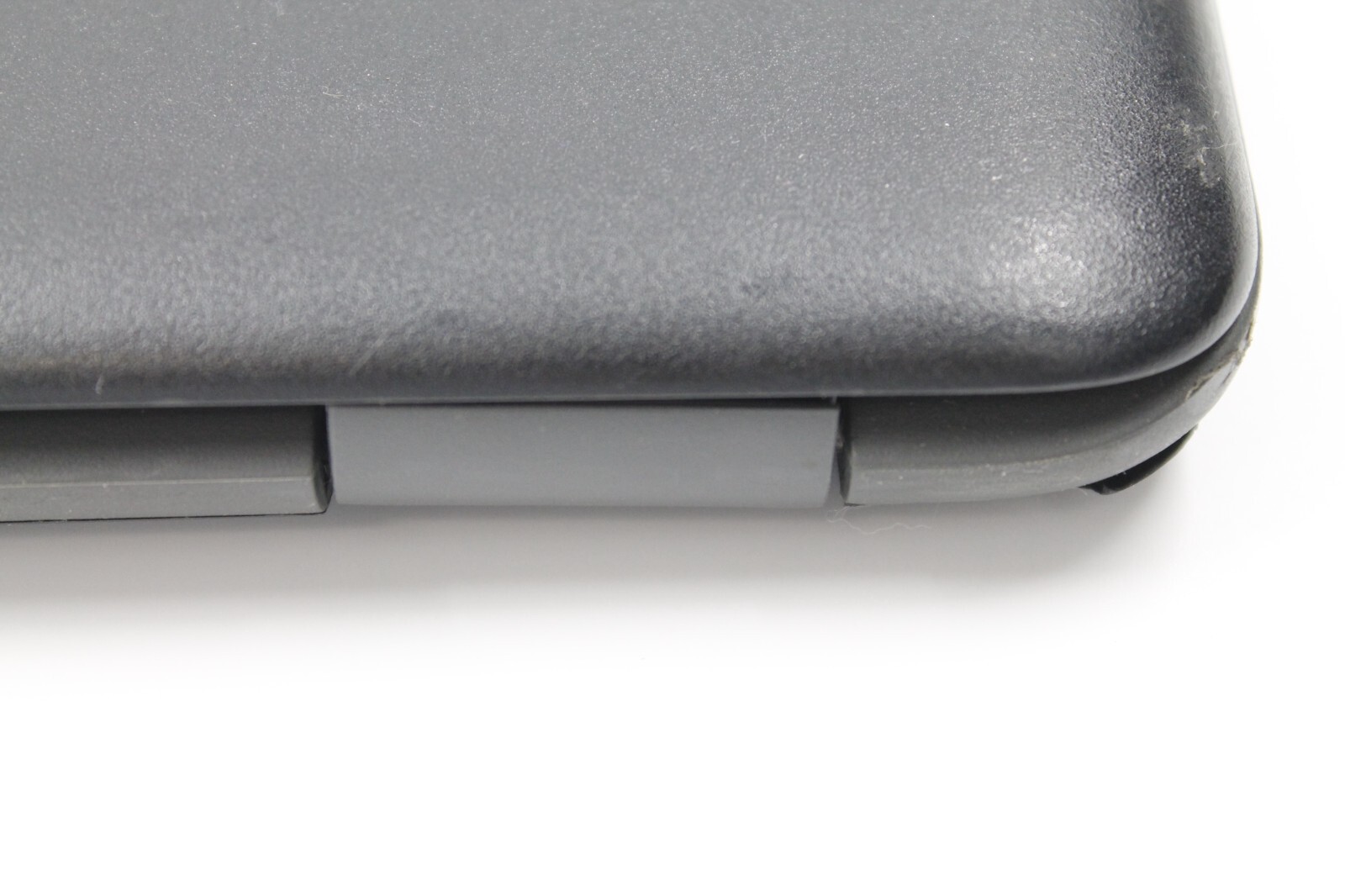 Dell 3180 11.6 N3060 1.6 GHz 4GB RAM 16 GB SSD Chromebook USED BODY ISSUE