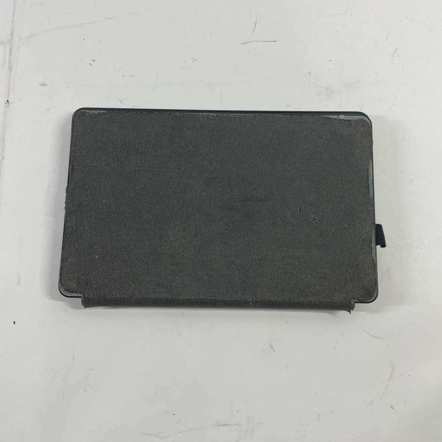 Broken Dell Latitude 5175 11.6″ M3-6Y30 0.90 4GB RAM 128GB SSD-Small Crack