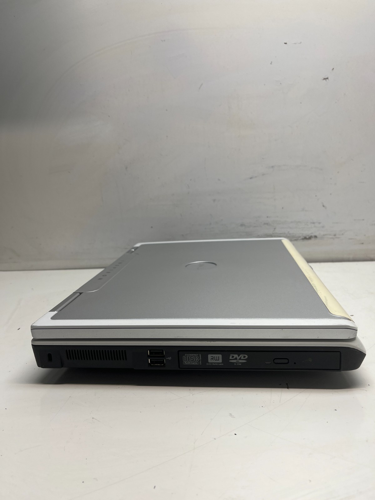 Dell Inspiron E1705 Intel Core 2 Duo 1.60GHz 1GB NO HDD