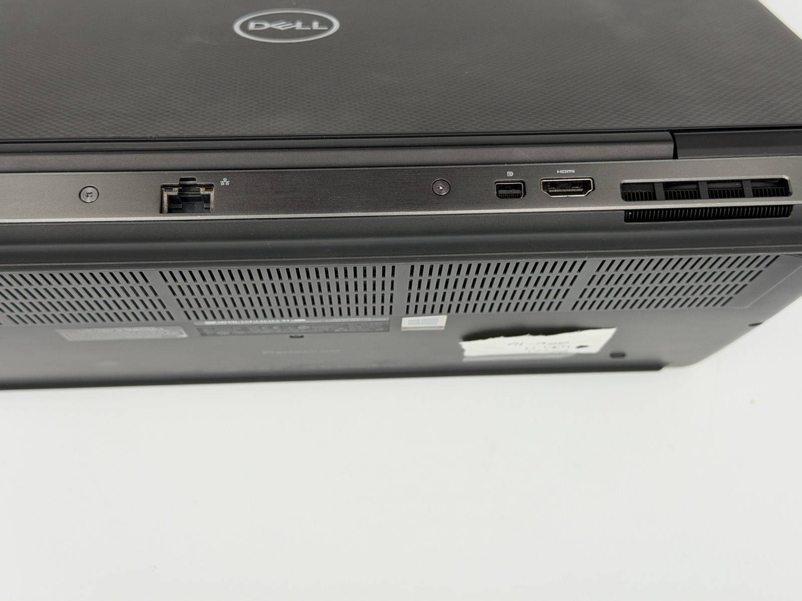 Dell Precision 7530 15.6″ i7 8850H 16GB 256GB SSD Quadro P2000 Win 11 Laptop