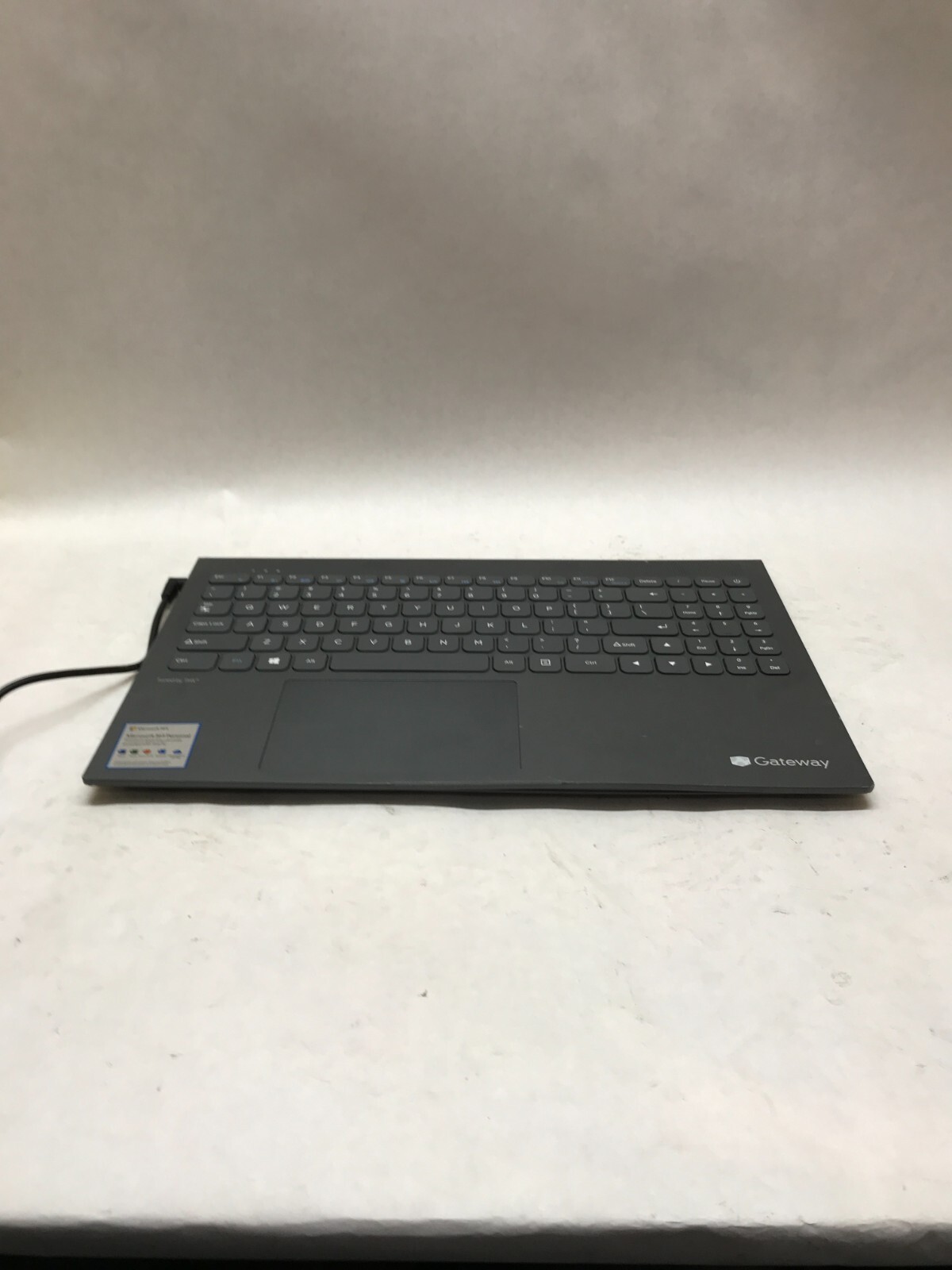 Gateway GWTN156-11BK 15″ Intel Pentium Silver 4GB RAM NO SSD/OS For Parts!! – DW