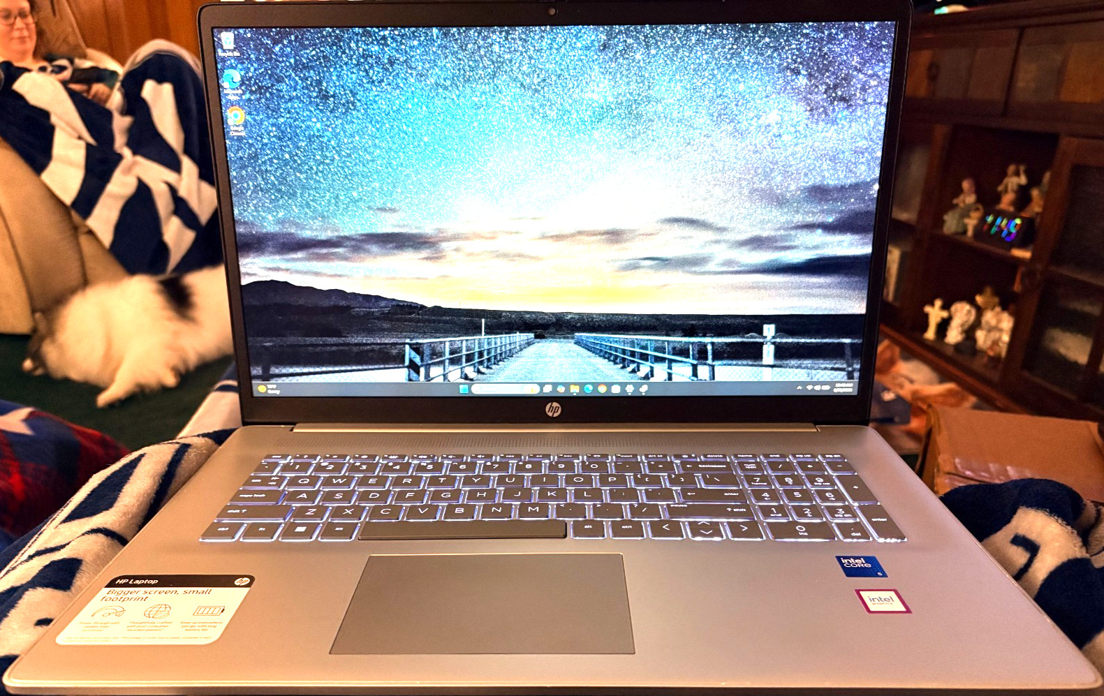 HP 17-cn4033cl 17.3″ Laptop 14th Gen i5 X10 Core CPU 16GB RAM 500GB SSD BKL KBD