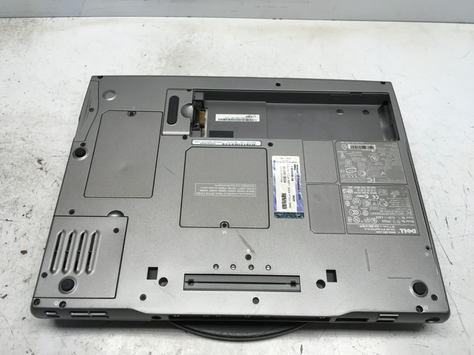 Dell Inspiron 8500 Intel Pentium 4 1.2GHz 512 MB NO HDD