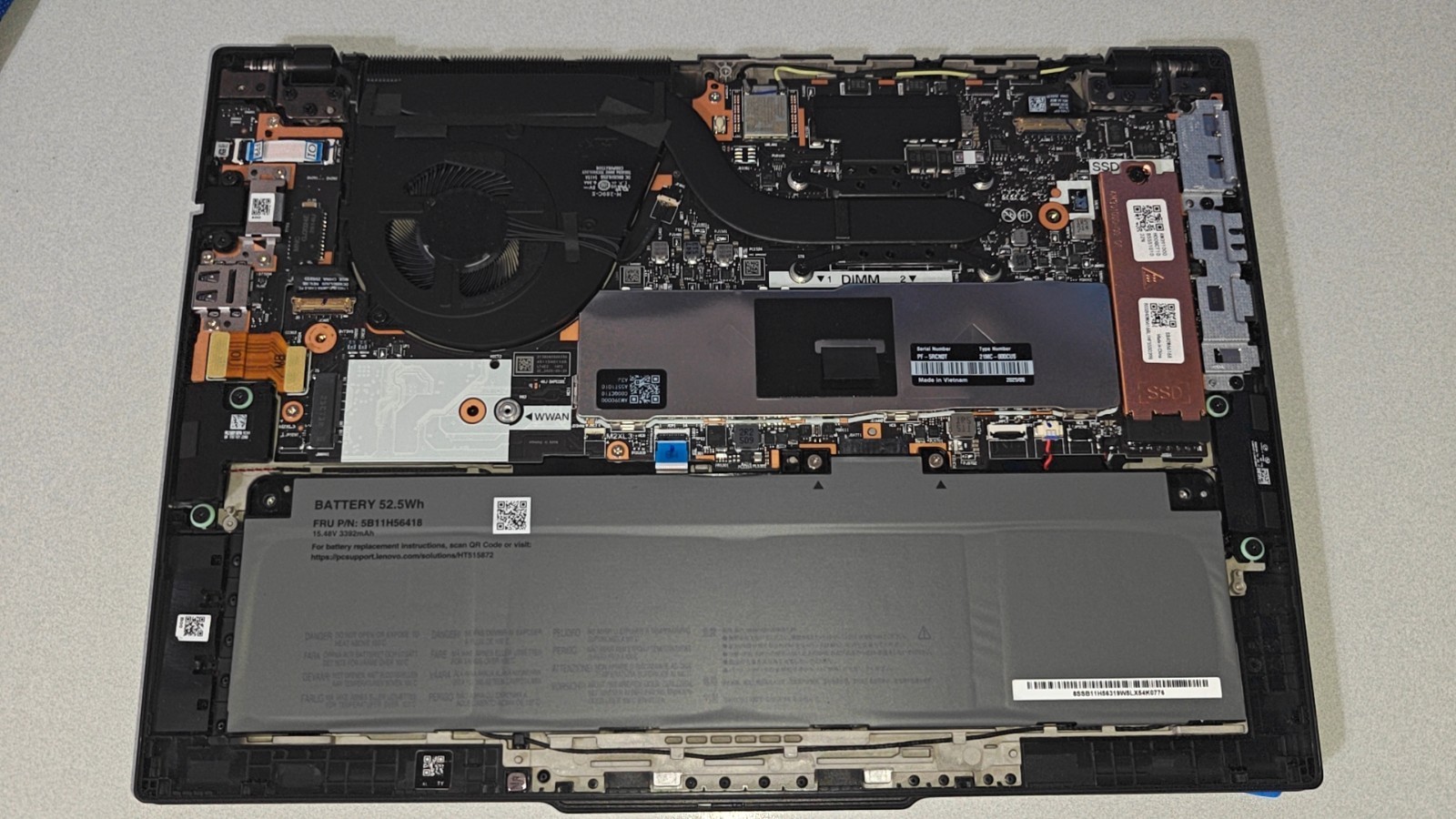 Lenovo ThinkPad T14 Gen 5 14in Ryzen 7 PRO 8840U 16GB 512GB SSD Win10