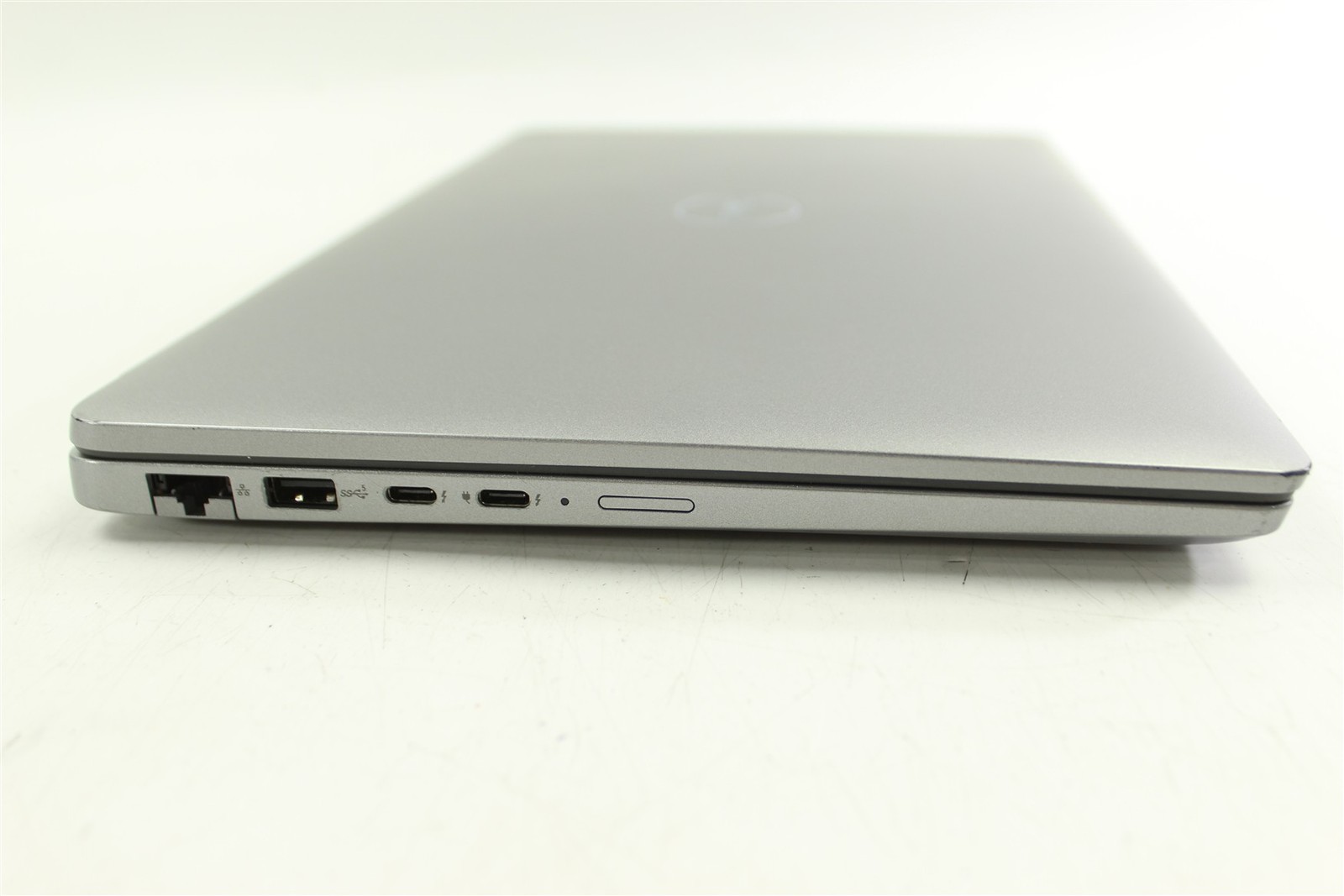 Dell Latitude 5450 14″ FHD Core Ultra 5 135U 1.6GHz 512GB SSD 16GB RAM W11P
