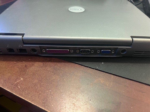 Dell Laptop Windows XP Pro 32 bit-Parallel port-9 pin Serial Port-RS232- and ac