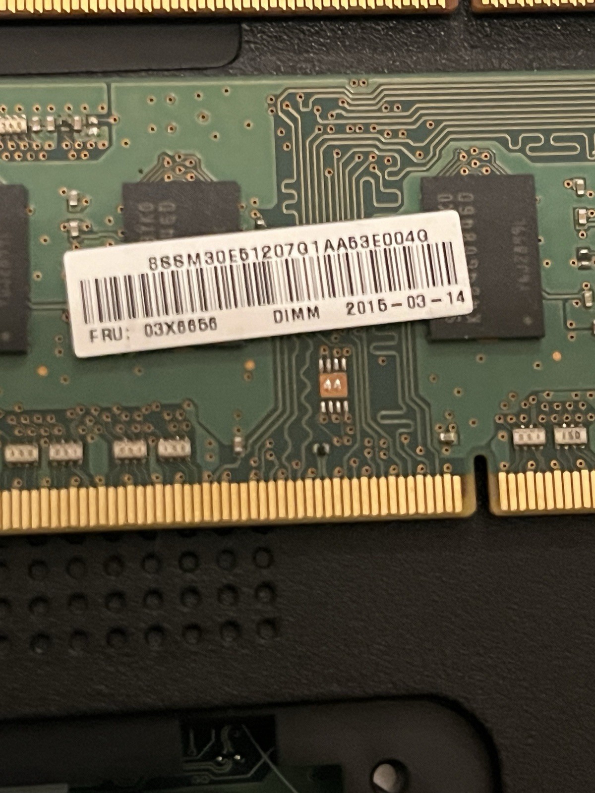 HP Pavillion Laptop Win 8.1 TPN-Q132