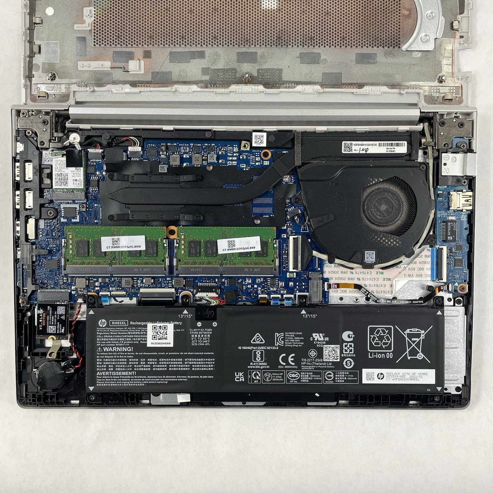 HP EliteBook 640 G9 14″ i5-1235U 3.96 GHz 16 GB RAM No SSD/OS/AC
