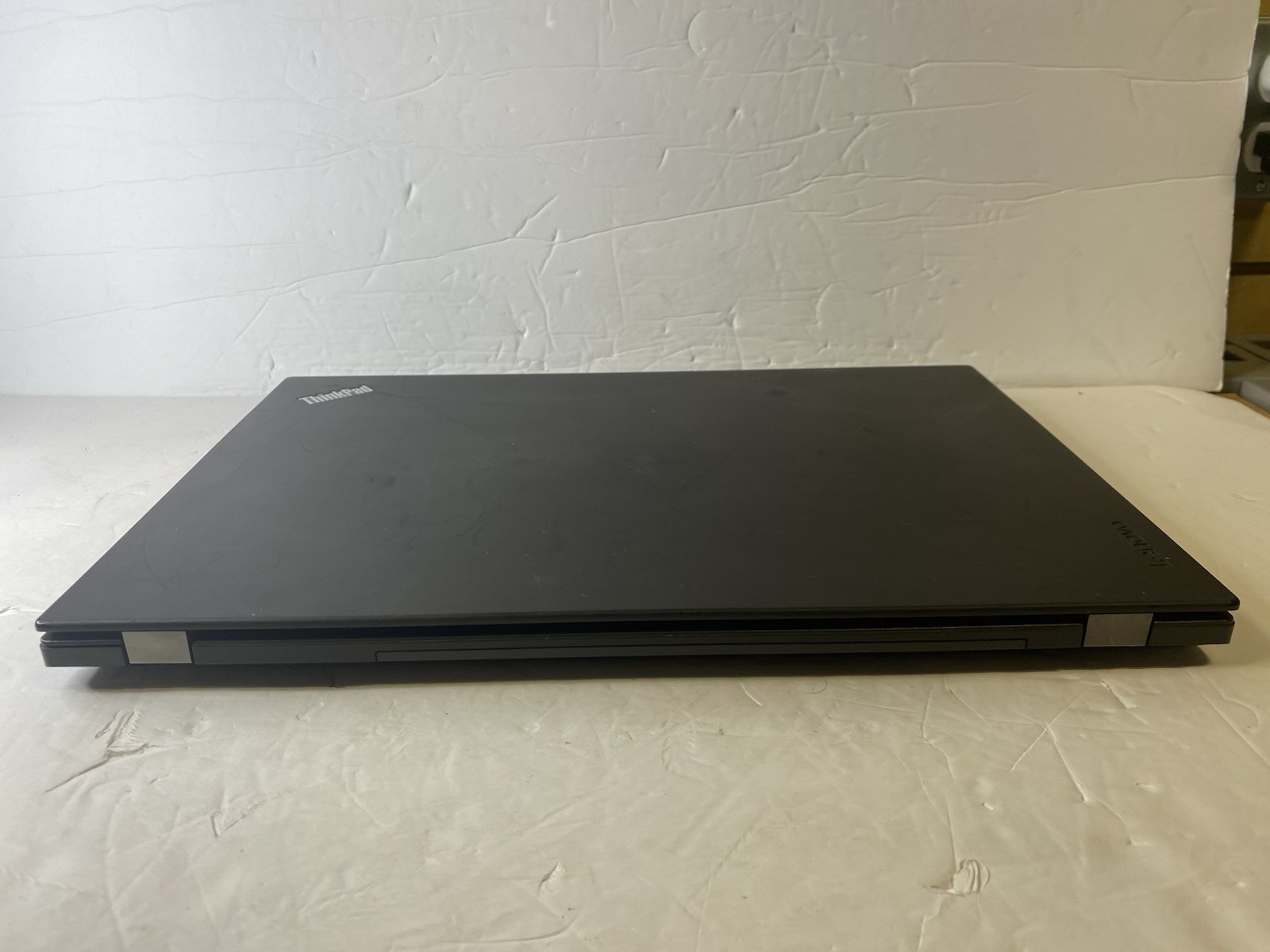 Lenovo ThinkPad T560 Intel i5-6200U @2.40GHz 8GB 256GB 15.6″