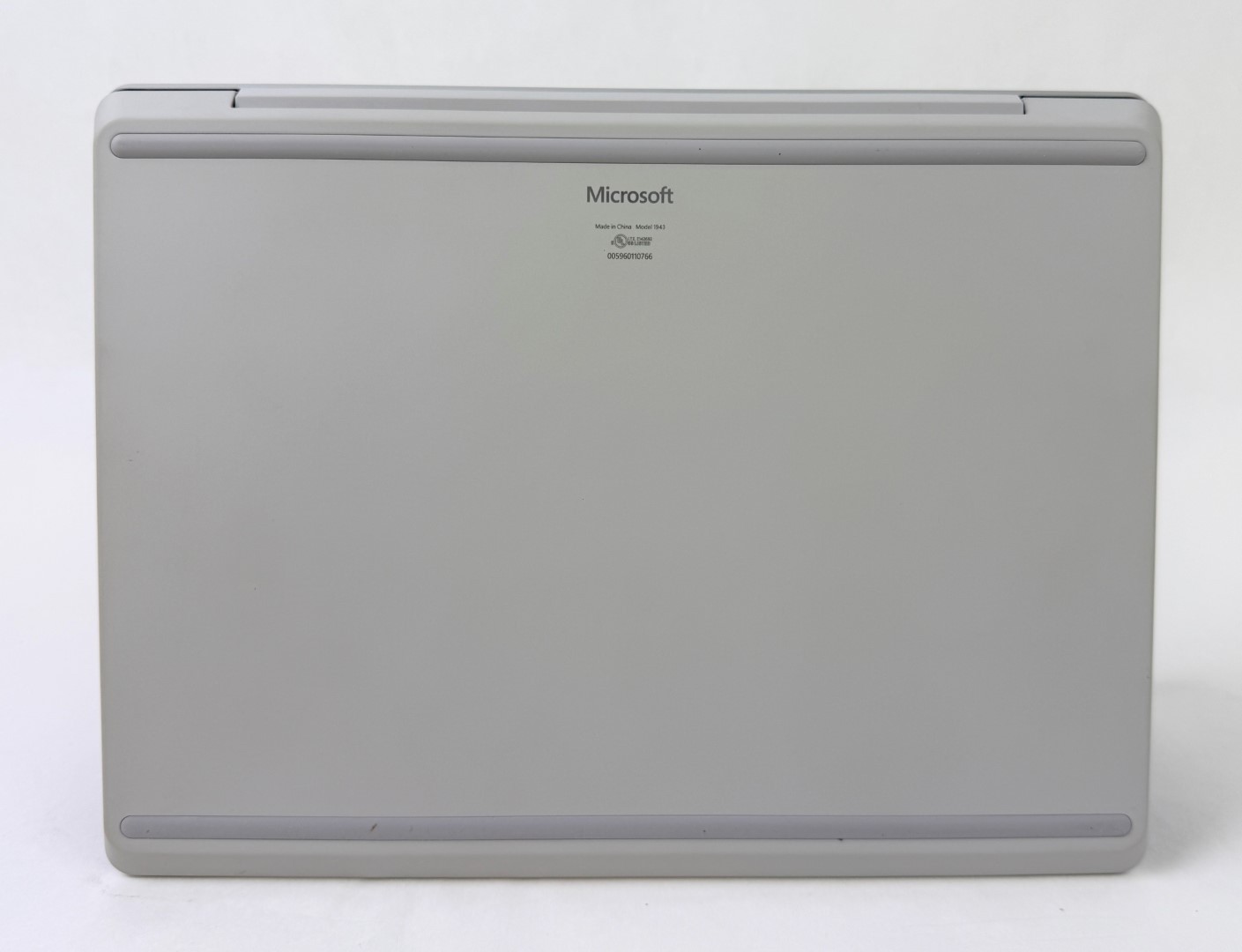 Microsoft Surface Laptop Go 1943 12.4″ Touch i5-1035G1 8GB 128GB W11H – Read