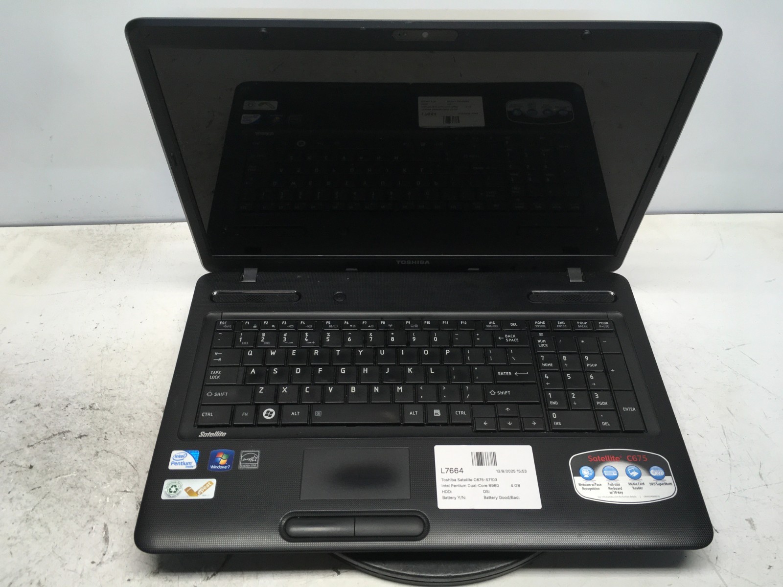 Toshiba Satellite C675-S7103 Intel Pentium Dual-Core B960 2.2GHz 4 GB NO HDD