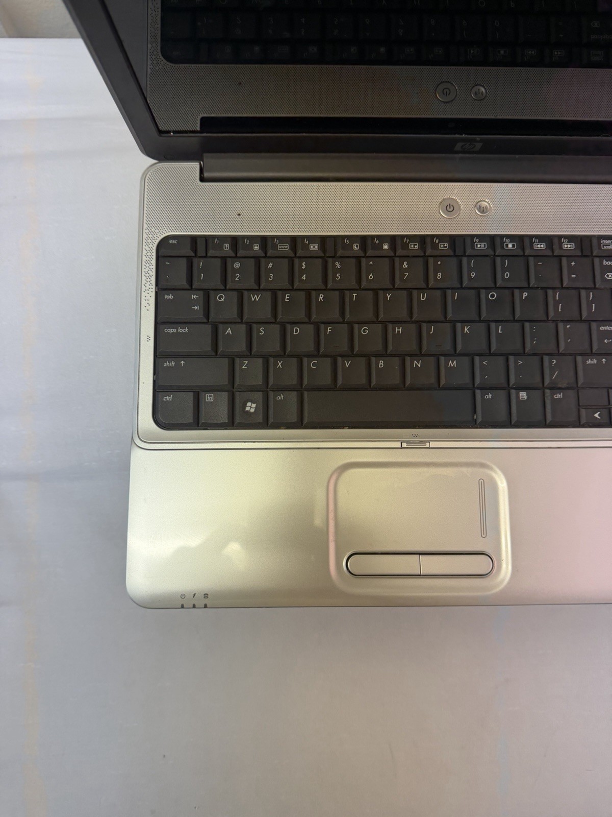 HP Notebook G60 Laptop – Good Screen – Intel Pentium T4300 – Read Des