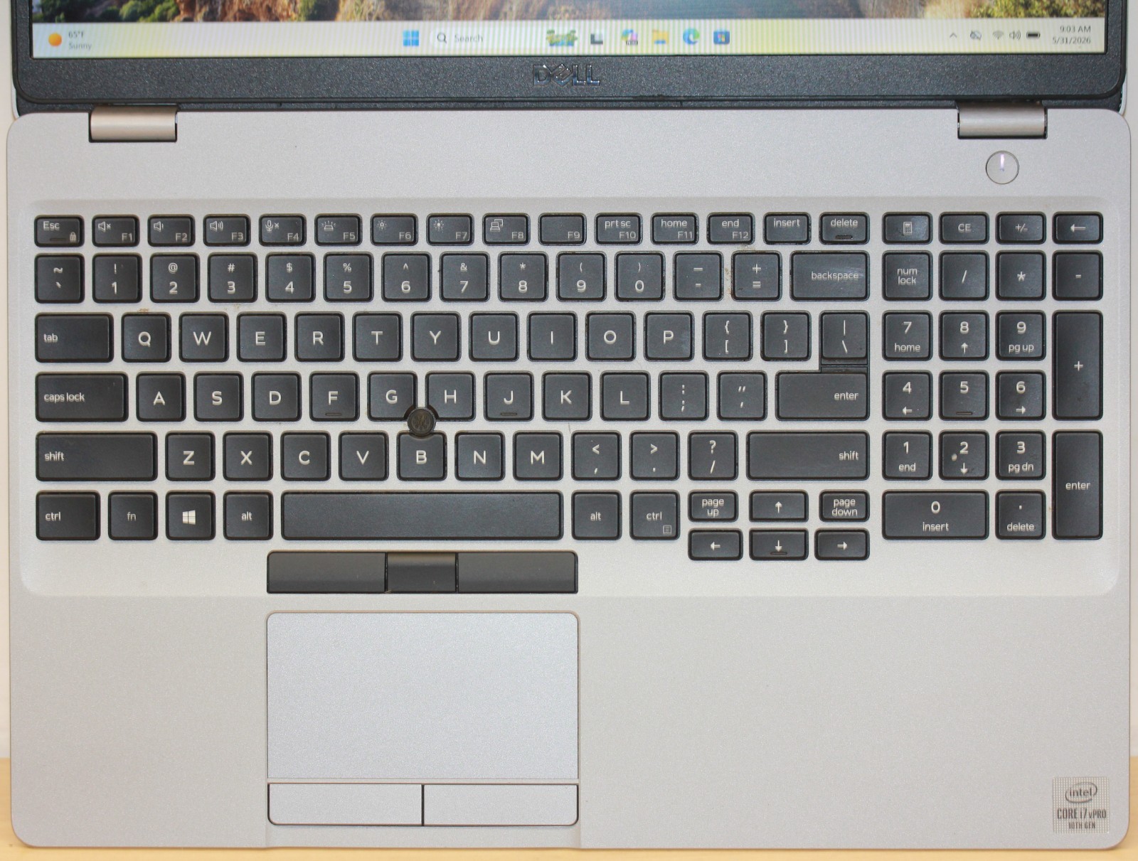 Latitude 5510: 15.6 FHD, i7-10610U, 32GB, 1TB NVMe, Win 11 Pro