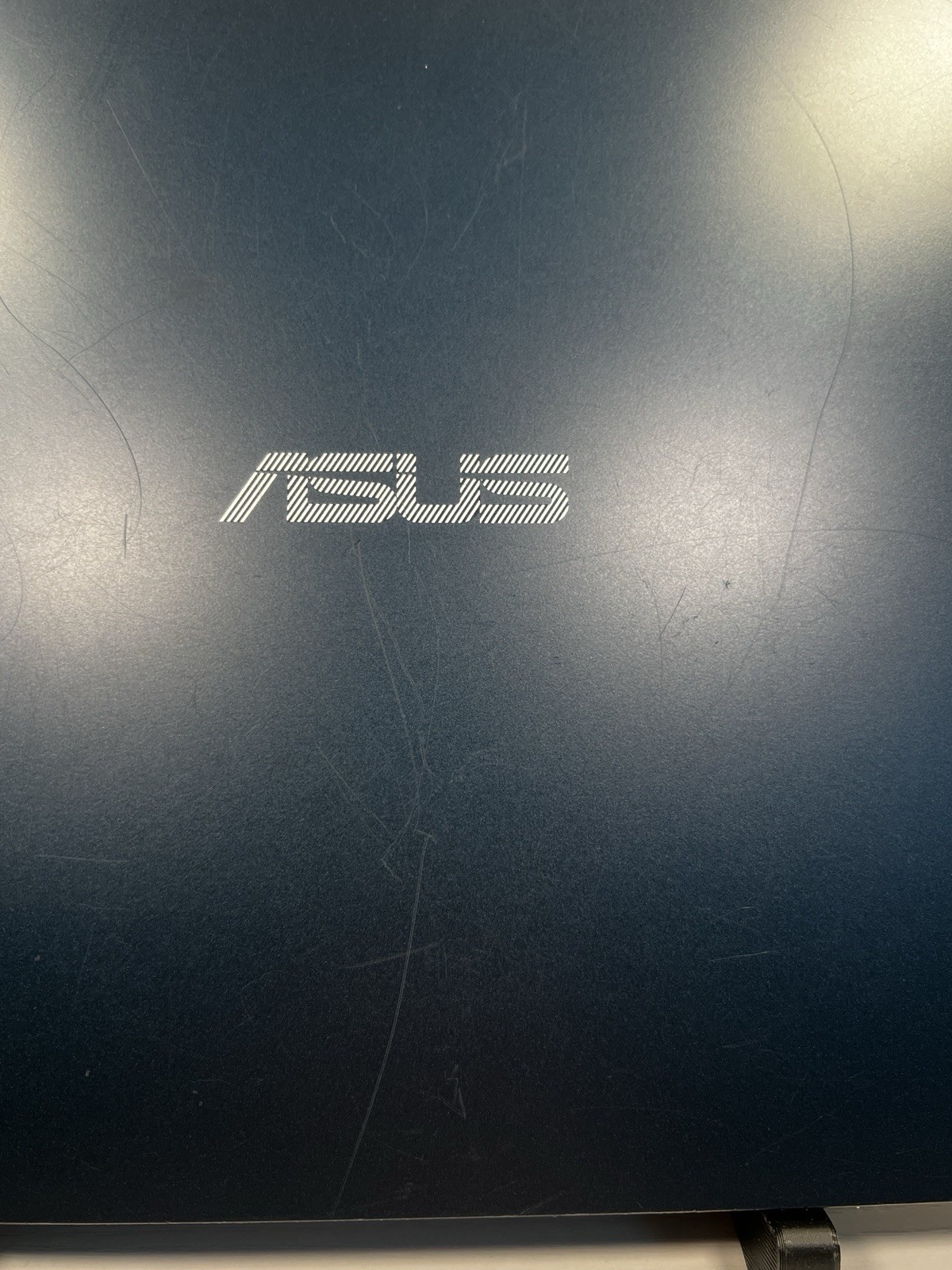 ASUS Chromebook Plus 2-in-1 Touch 14″ CM3401FF AMD Ryzen 3 7320C 8GB 128GB SSD