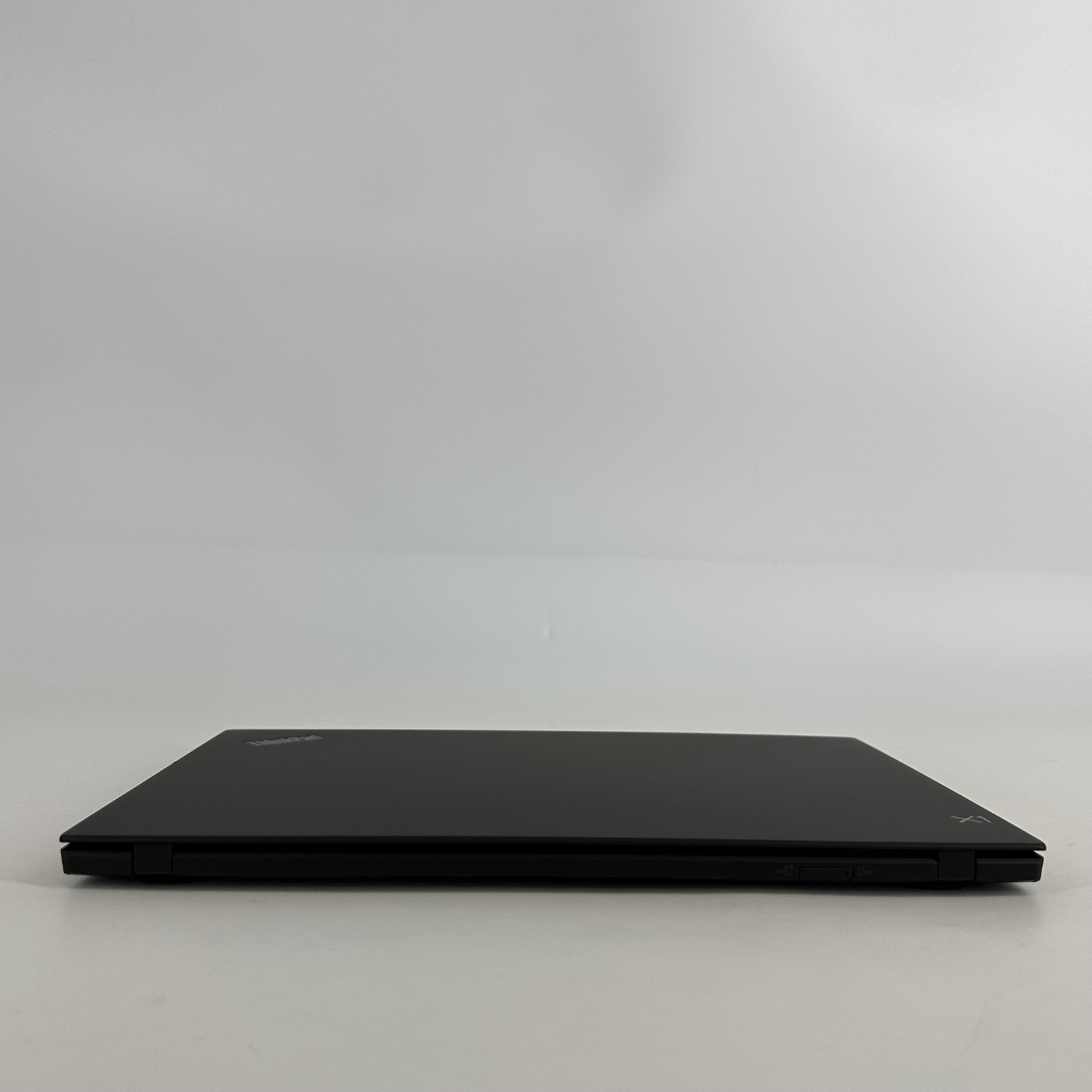 Lenovo ThinkPad X1 Carbon Gen 6 14 2K i7-8650U 1.90GHz 16GB 256GB SSD Good