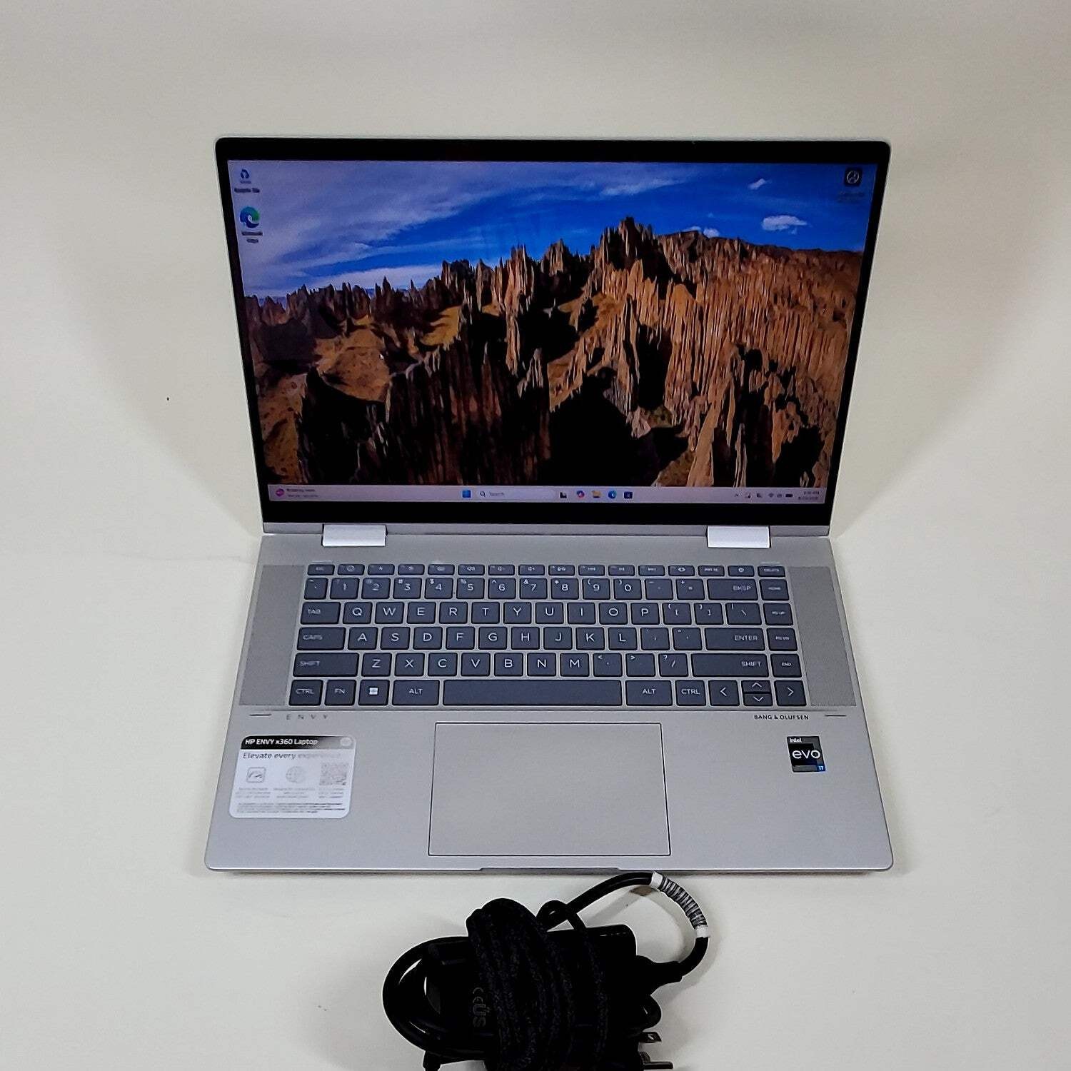 HP Envy x360 15-FE0053DX 15.6″ i7-1355U 1.7GHz 16GB RAM 512GB SSD