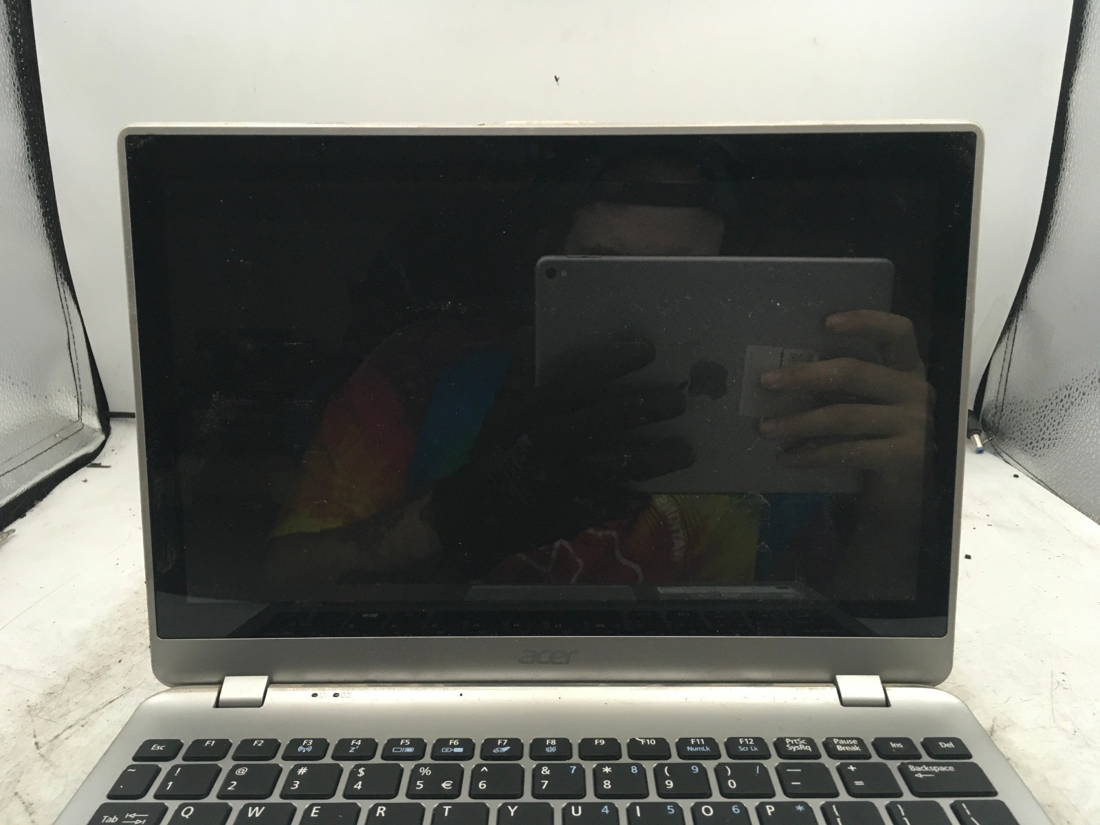 ACER ASPIRE V5 122P 0408 – FOR PARTS/NO POWER – AMD A4 1250 – 4GB RAM – READ -BB