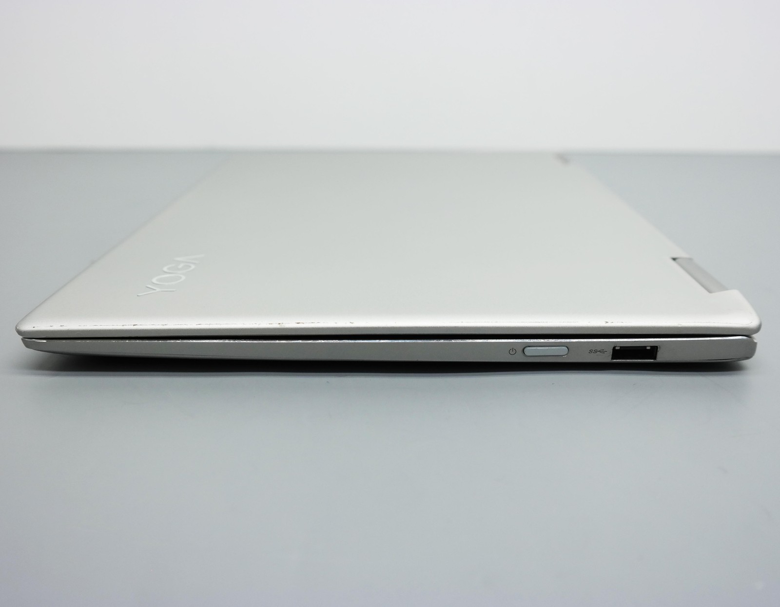 Lenovo Yoga 720-13IKB 13.3″ Core i5-7200U 4GB 128GB SSD