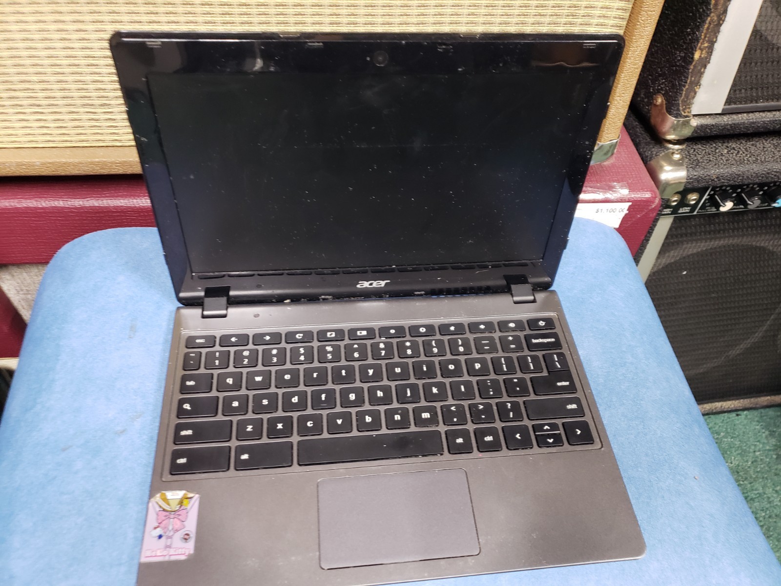 Acer Chromebook C720 Series Model ZHN, HDMI, USB, SD, audio damaged for parts