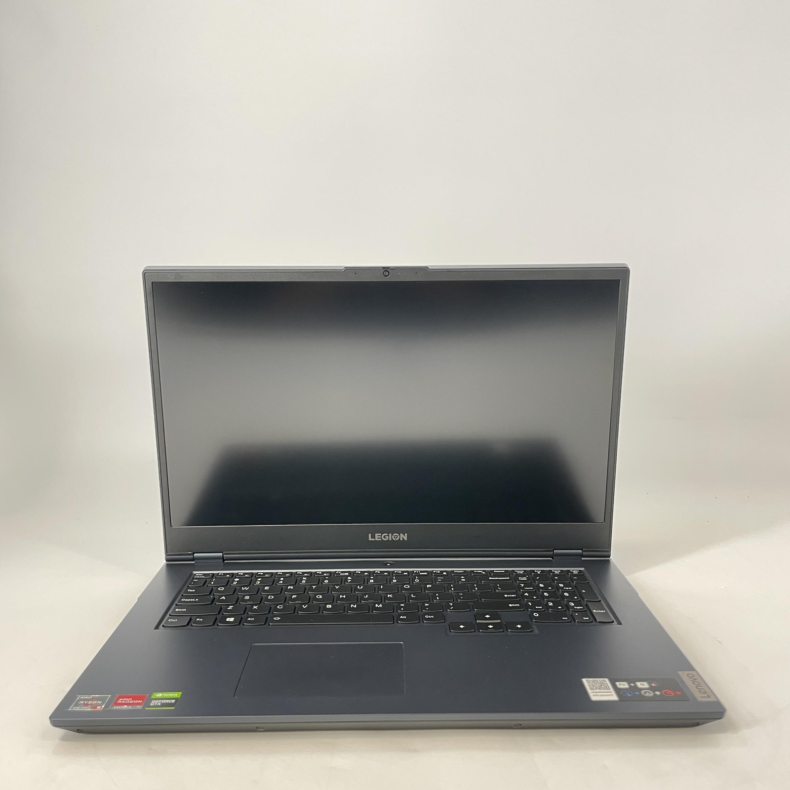 Lenovo Legion 5 17.3 FHD 3.3 GHz Ryzen 5 5600H 8GB 256GB/500GB GTX 1650 Good