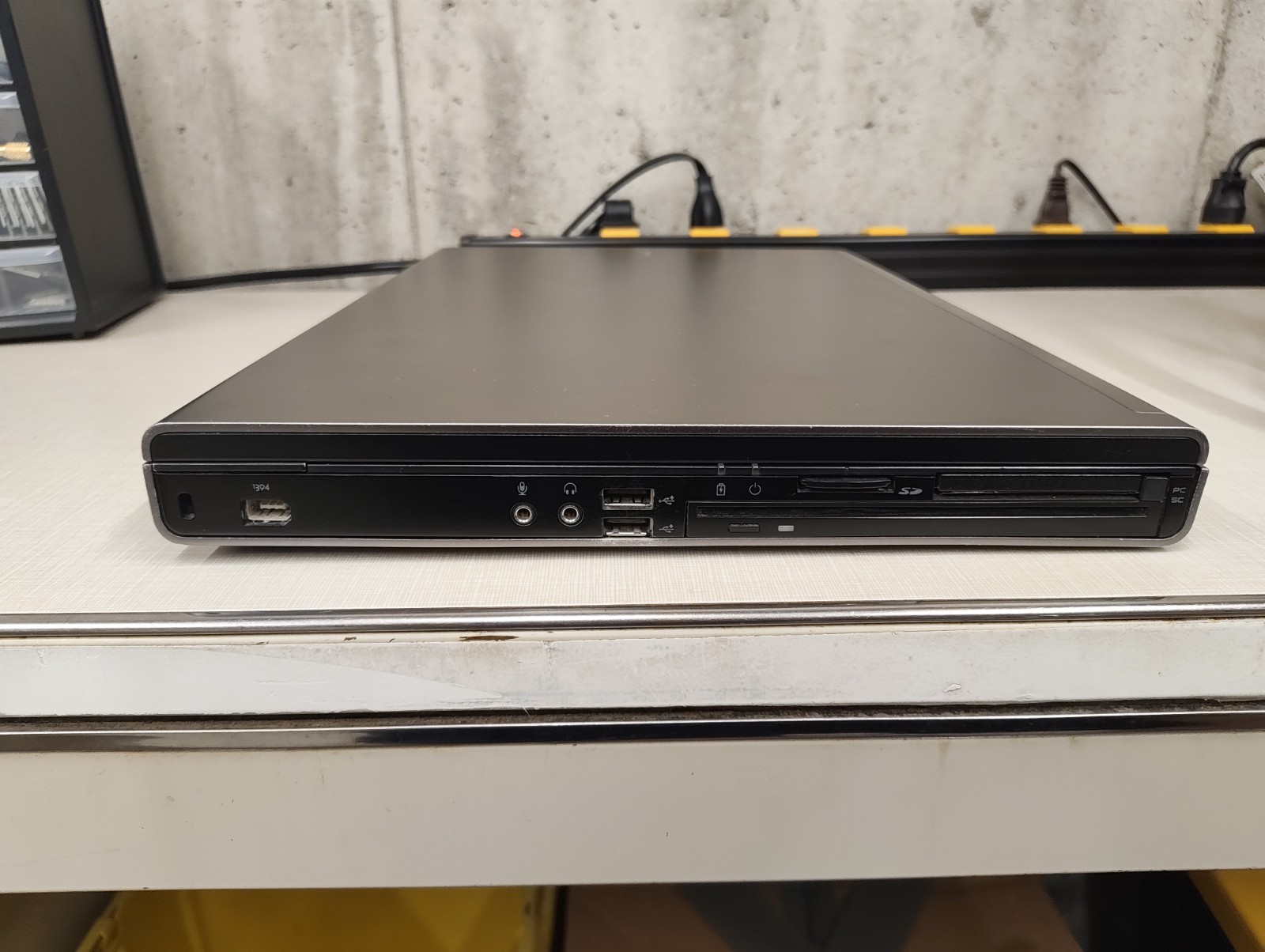 Dell Precision M6400 17″ Laptop | T9550, 8gb RAM, 1200p LCD | NO BATT, FOR PARTS