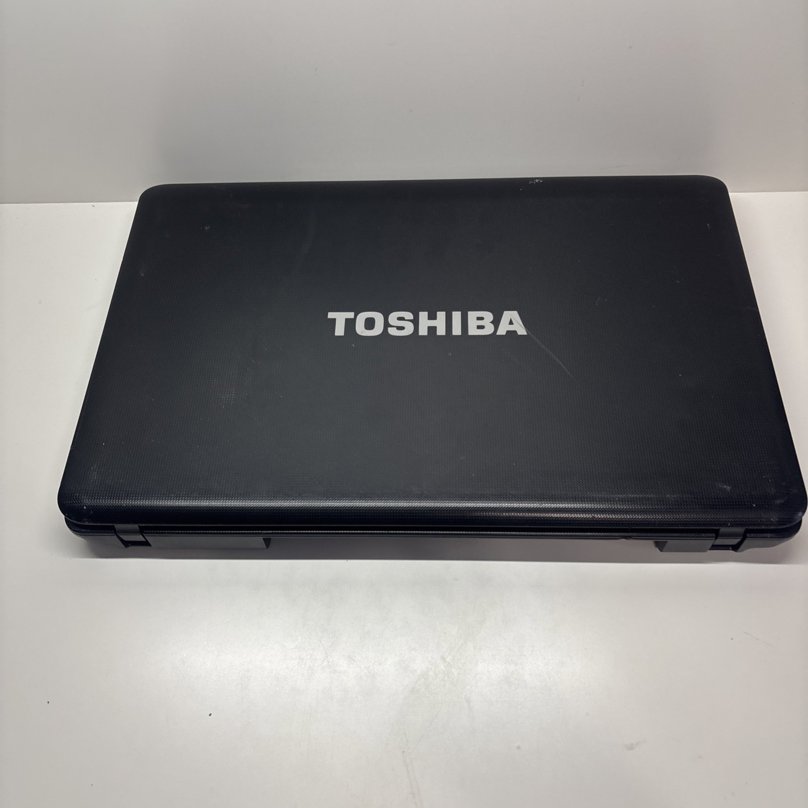 Toshiba Satellite C650-00F 15.6″ Pentium B940 4GB Ram PARTS/REPAIR
