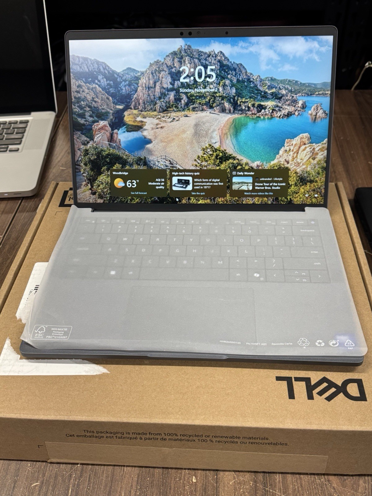 Dell Pro Premium PA14250, 16gb DDR5, 1Tb SSD , 3Years Dell Warranty.